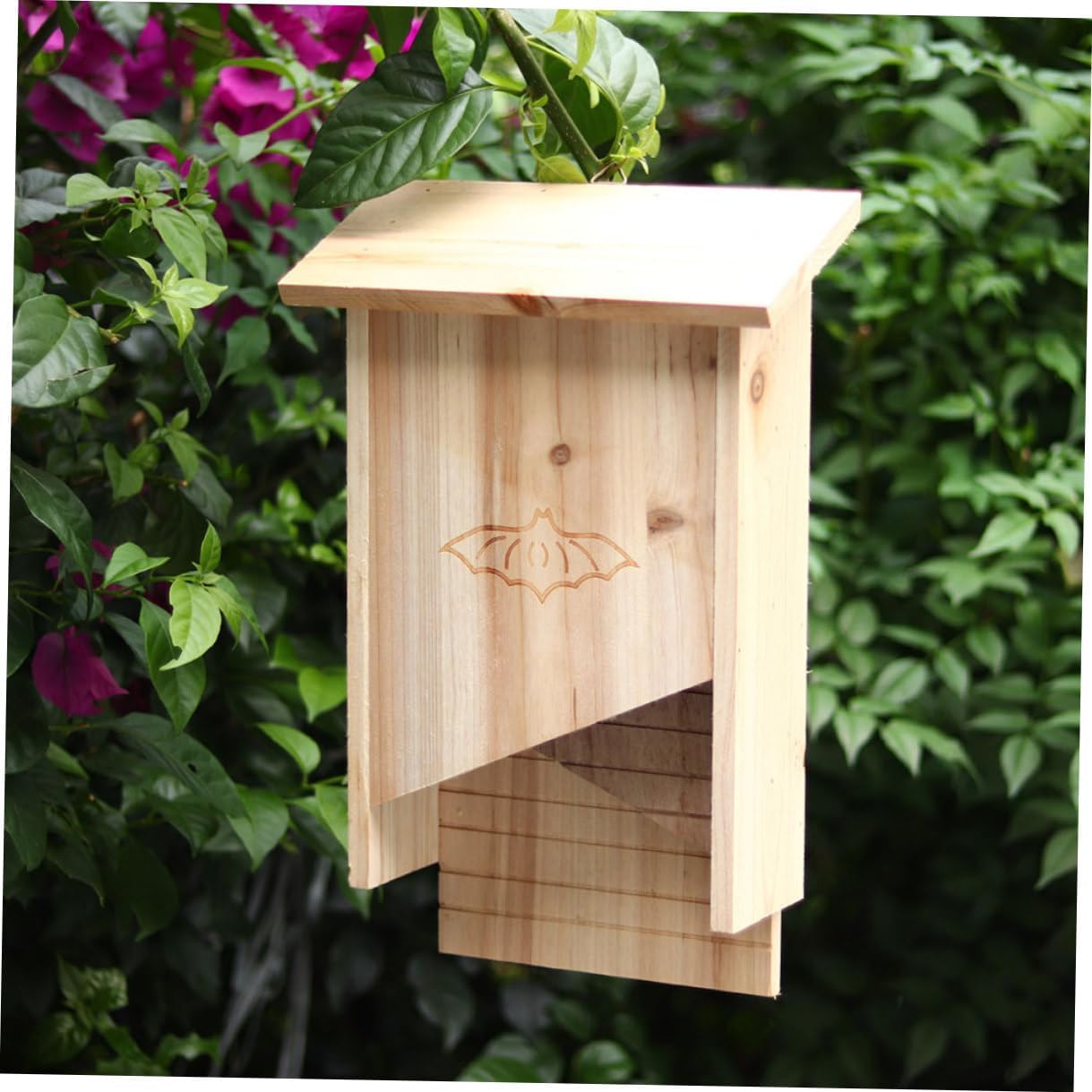Wooden Bat House Outdoor Pet Shelter for Backyard Garden, Handmade Solid Wood Bat Box for Courtyard Wildlife Habitat