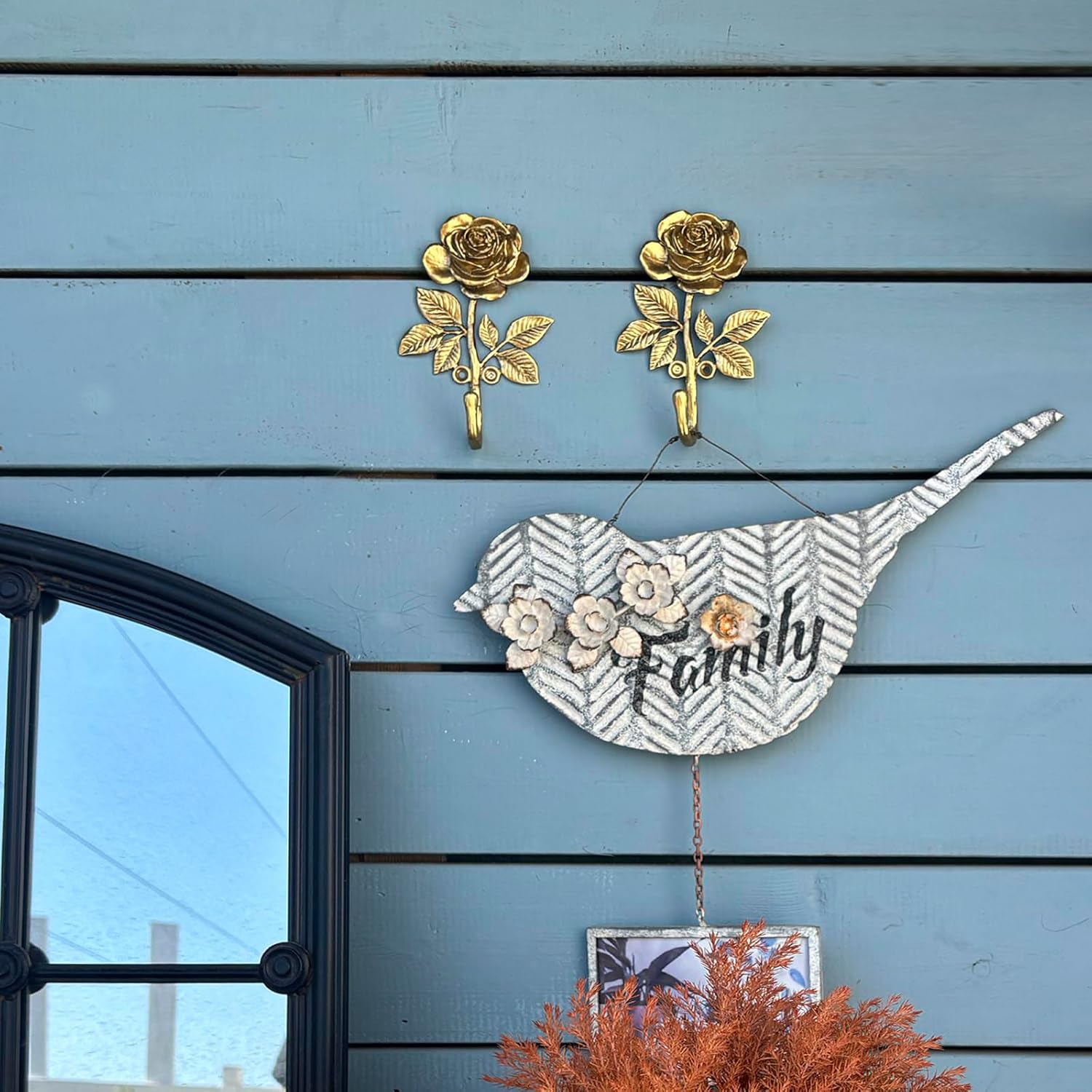 2 Pieces of Vintage Brass Blossoming Rose Wall Hooks, Heavy-Duty Metal Decorative Wall Hooks for Hanging Coats, Bags, Towels. Flower Ornate Style for Home Decor