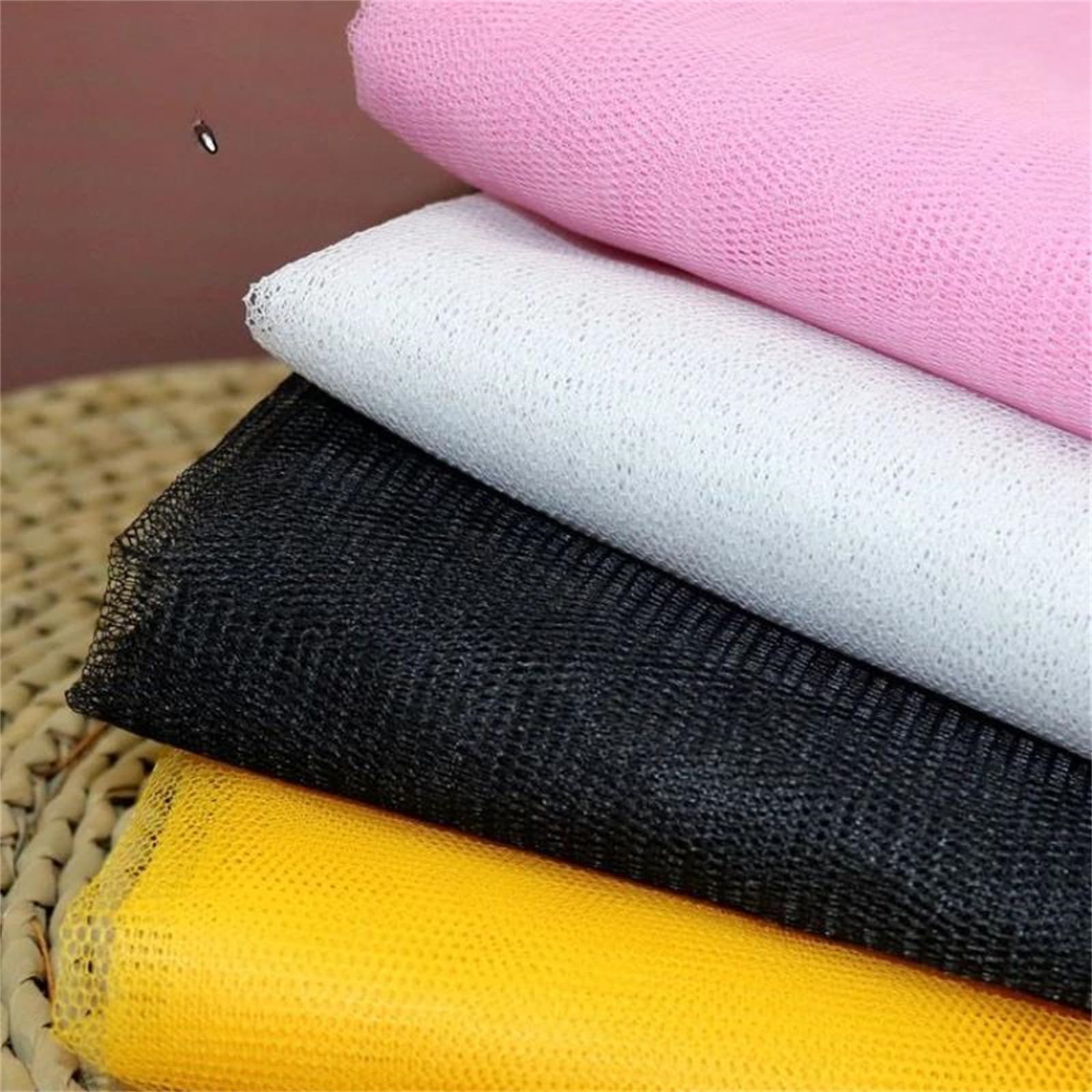 Tessuto a Rete Rigida da 170 cm con Classica Rete a Nido d'Ape for la Realizzazione di Abiti da Sposa e Tessuto for Fodera di Abbigliamento in Maglia(Golden)