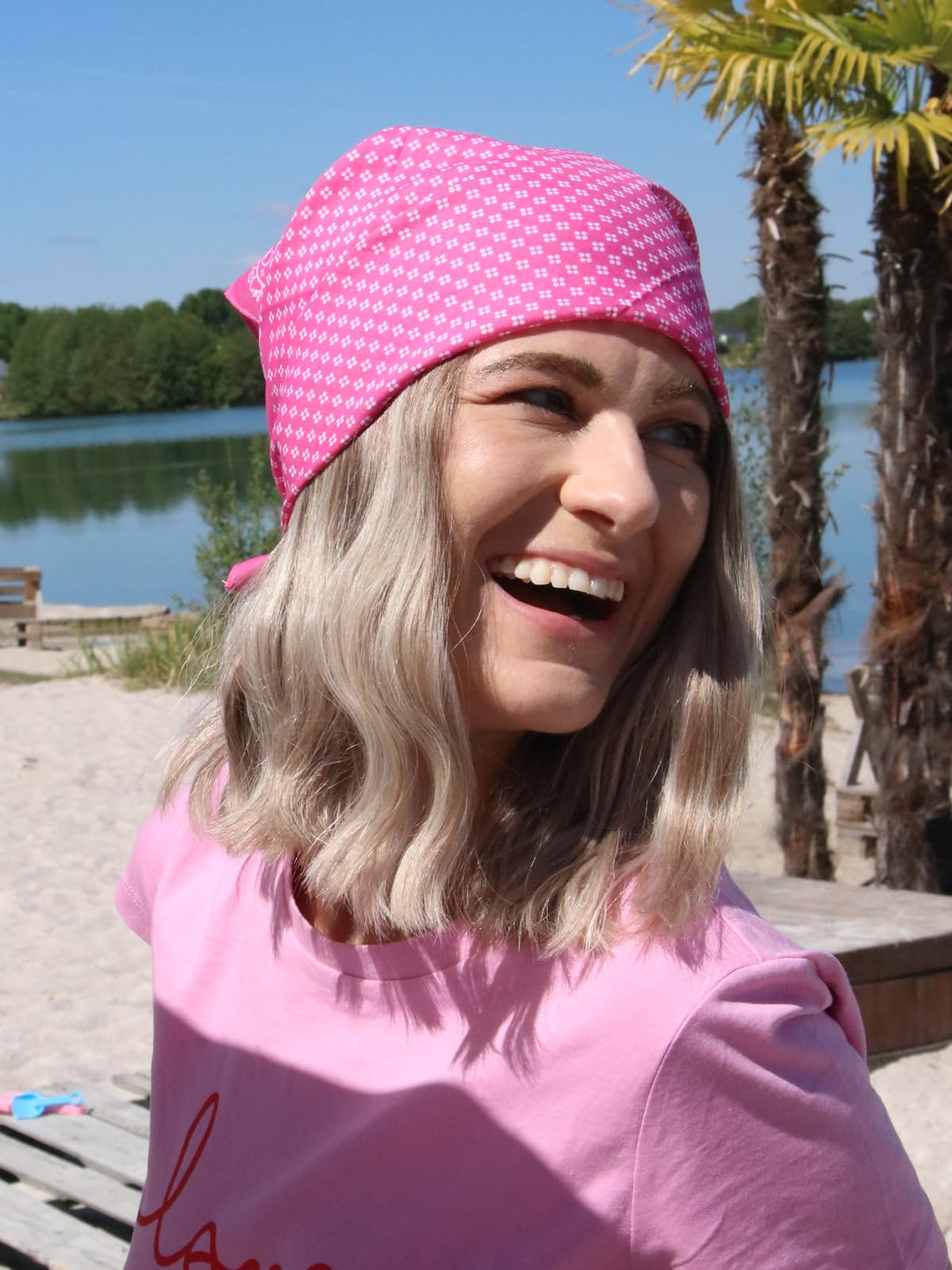 styleBREAKER Damska chusta trójkątna bawełniana ze wzorem w kwiaty, wielofunkcyjna, chusta na szyję, chusta na głowę, bandana 01016201