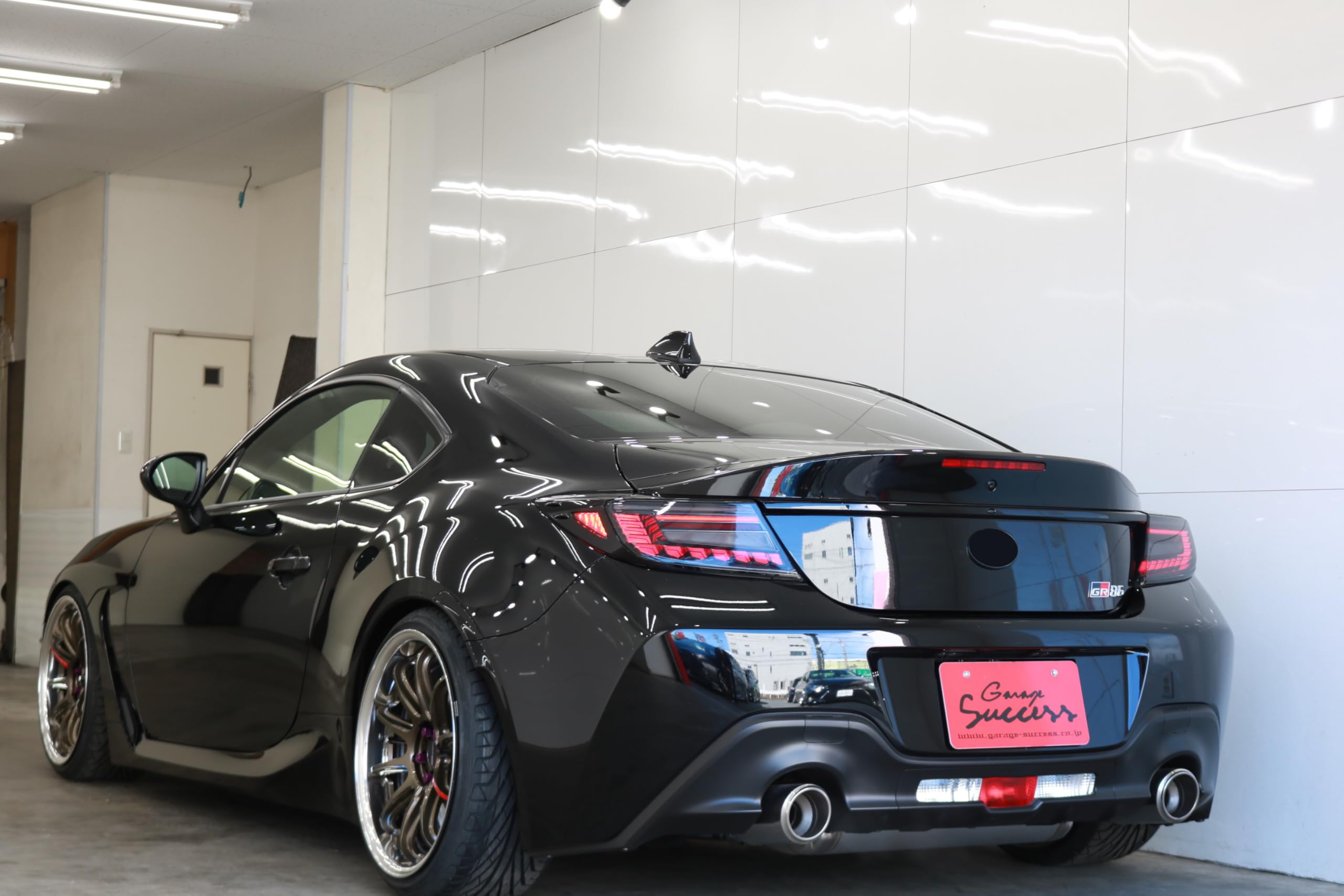 Amazon | ZN8 GR86 ZD8 BRZ スモーク テールランプ オープニング