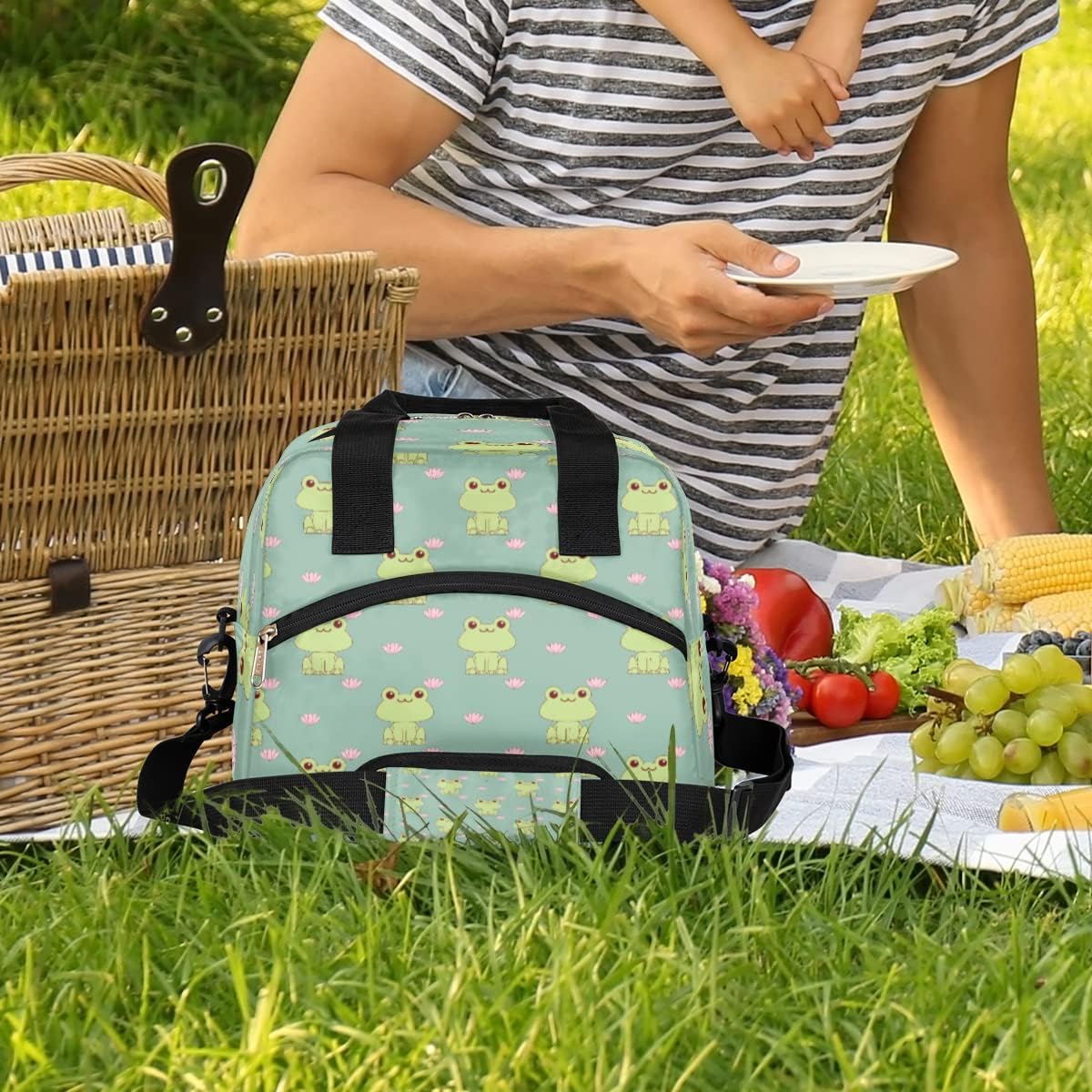 Insulated Lunch Bag Women Men Cute Frog Large Reusable Lunch Box Leakproof Lunch Tote Bag Cooler Bag with Adjustable Shoulder Strap Travel Picnic Work Beach