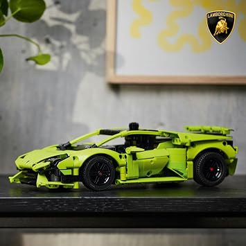 LEGO Technic Lamborghini Huracán Tecnica 42161 – Can Be Made for Car Enthusiast Kids Ages 9 and Over Super Sports Car, Gift Idea for Vehicle Model Lovers (806 Pieces)