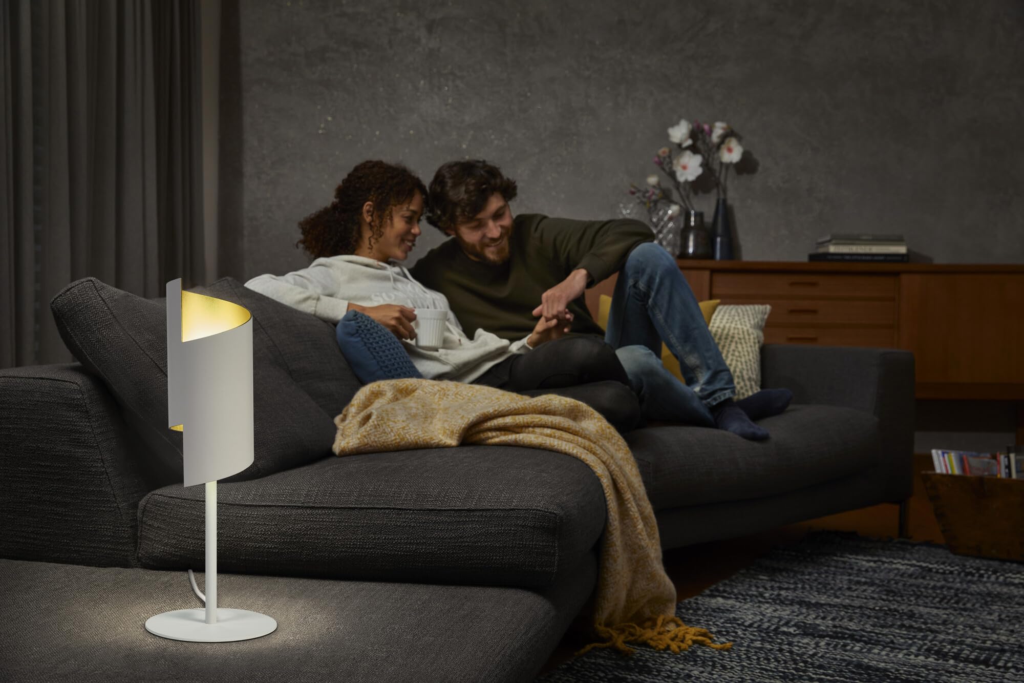 LEDVANCE SMART+ DECOR Twist lampada da tavolo WiFi, bianca, 12W, 840lm, luce bianca regolabile 3000-6500K, DIM, luce verso l'alto e il basso, controllabile tramite app, compatibile con Amazon, Google