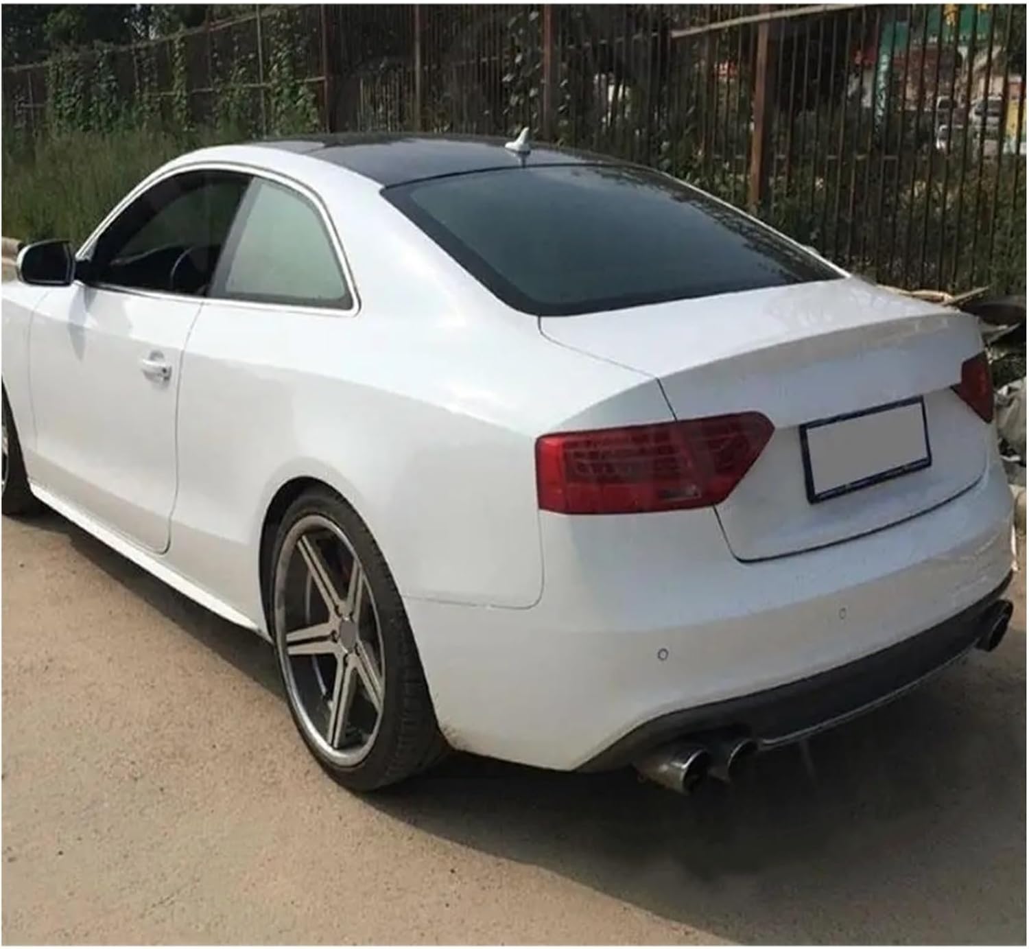 と互換性がある Audi A5 SSline S5 2012-2016 【フロントリアバンパーストリップリップスポイラーディフ】 リアバ
