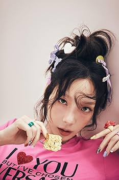 Amazon.com: TAEYEON TO.X 5th Mini Album DIGIPACK Version CD+1p