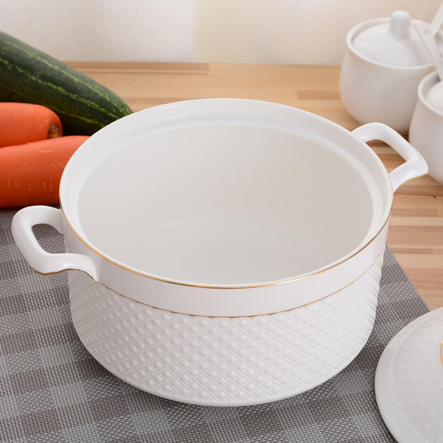 Ceramic Soup Tureen Round Gold Design Soup Pot with Lid and Ladle Large Capacity Nonstick Serving Bowl for Salad Pasta Noodles Stew, Microwave and Dishwasher Safe,3.2L/2.9Quarts