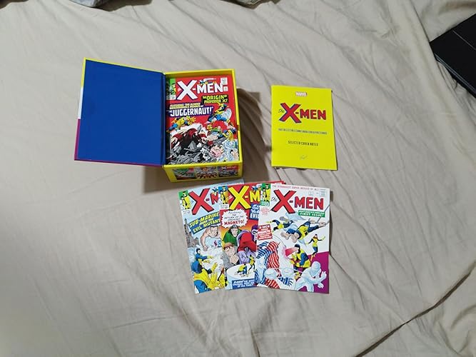 Amazon | The X-Men: 100 Collectible Comic Book Cover Postcards