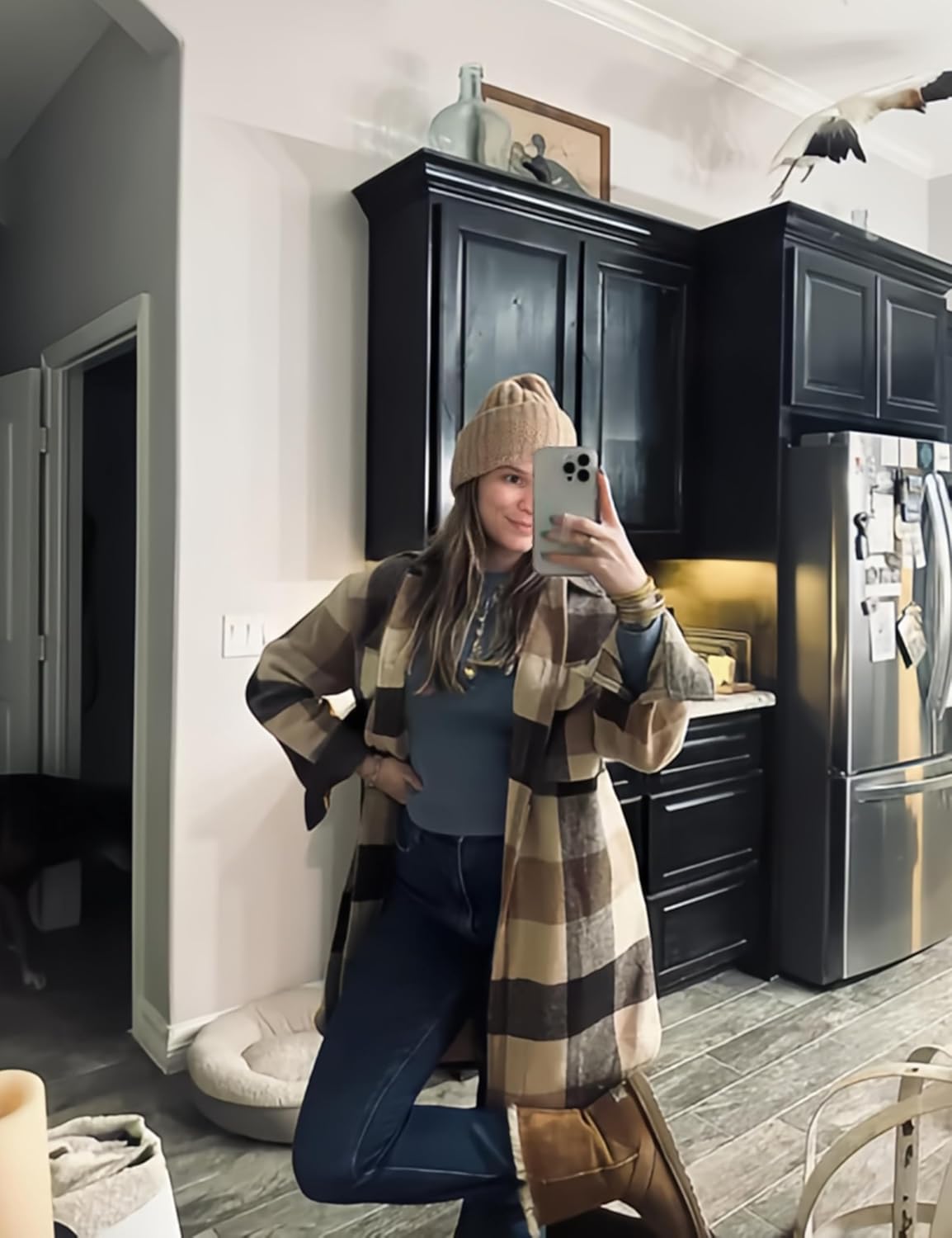 PUWEI Women's Long Flannel Plaid Jacket Shacket Cozy Lapel Button Down Shirt Jacket Fuzzy Trench Coat - Image 3