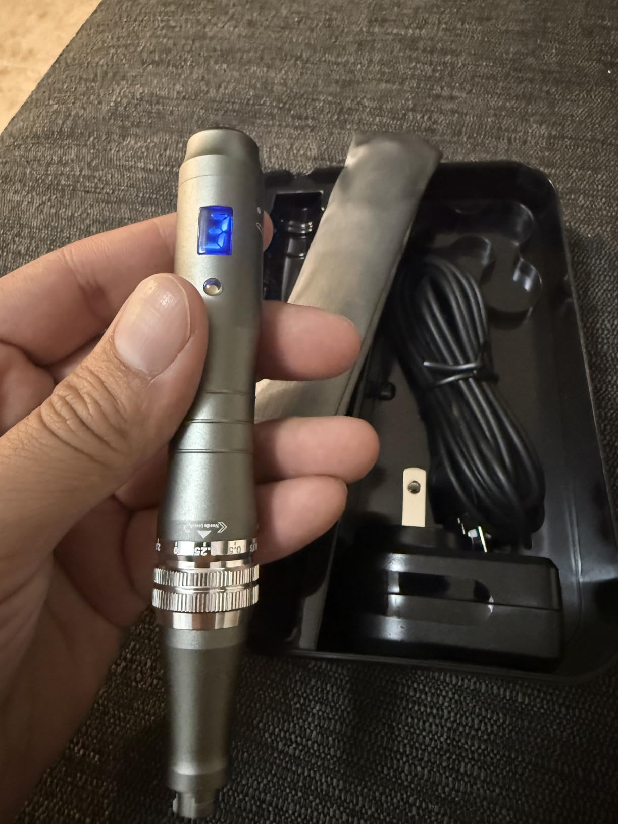 Je recommande vivement d'essayer ce Dermapen.