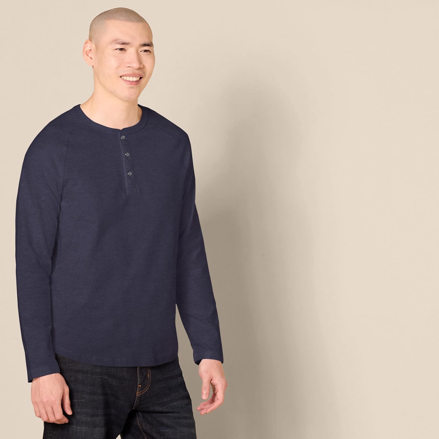 Amazon Essentials Men's Slim-Fit Long-Sleeve Henley Shirt - Image 3