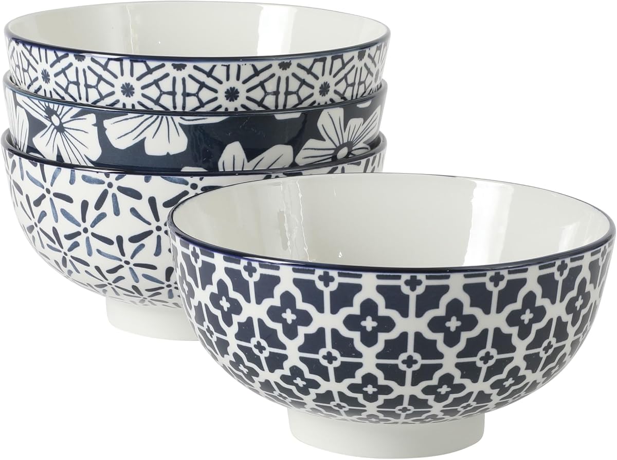 Gibson Home Castle Way Juego de cuencos grandes para servir de 4 piezas, cuencos redondos de gres de 8 pulgadas, patrón surtido azul y blanco, uso diario decorativo