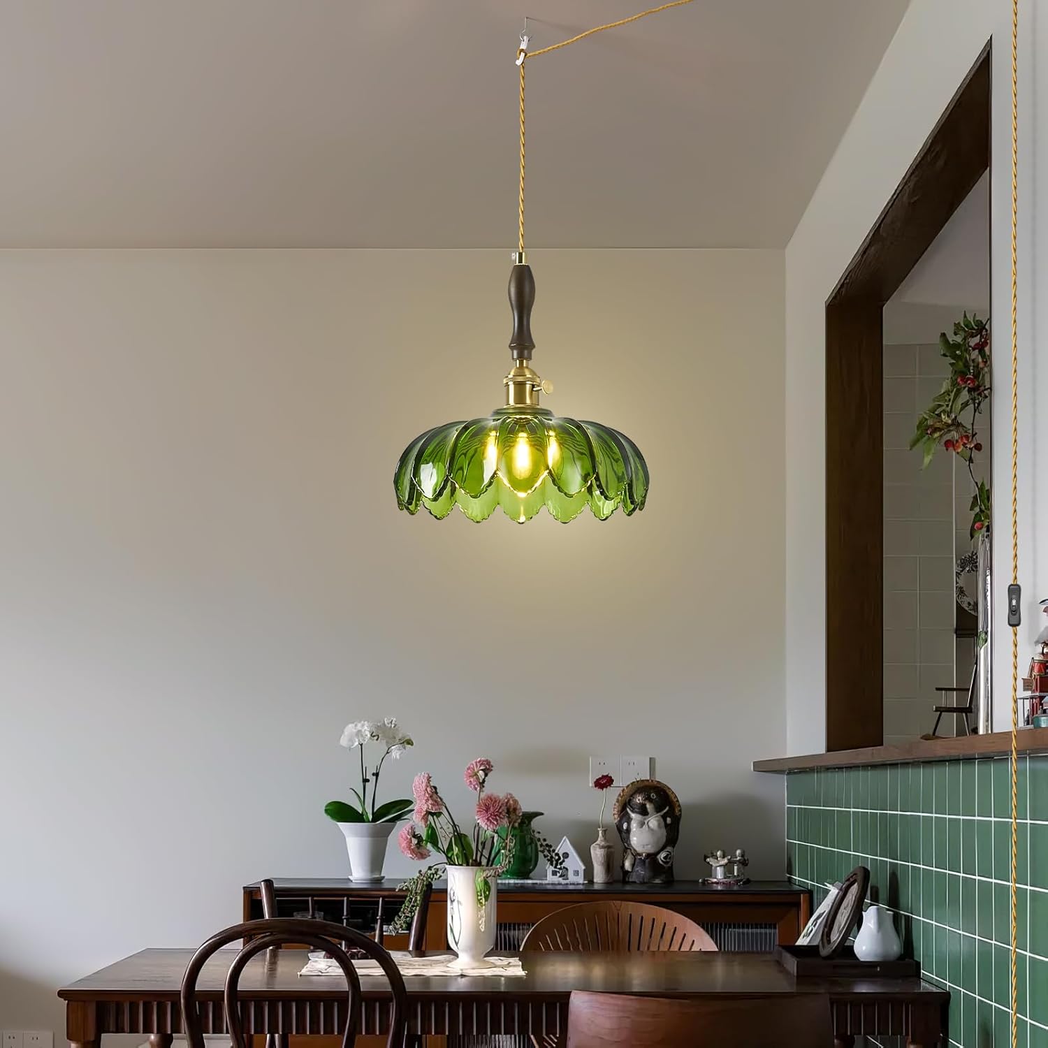 Modern Green Plug in Glass Pendant Light Retro Flower Glass Hanging Lamp Gold Brass Decorative Adjustable Ceiling Hanging Light Suitable for Kitchen Island Bedroom Dining Room Living Room