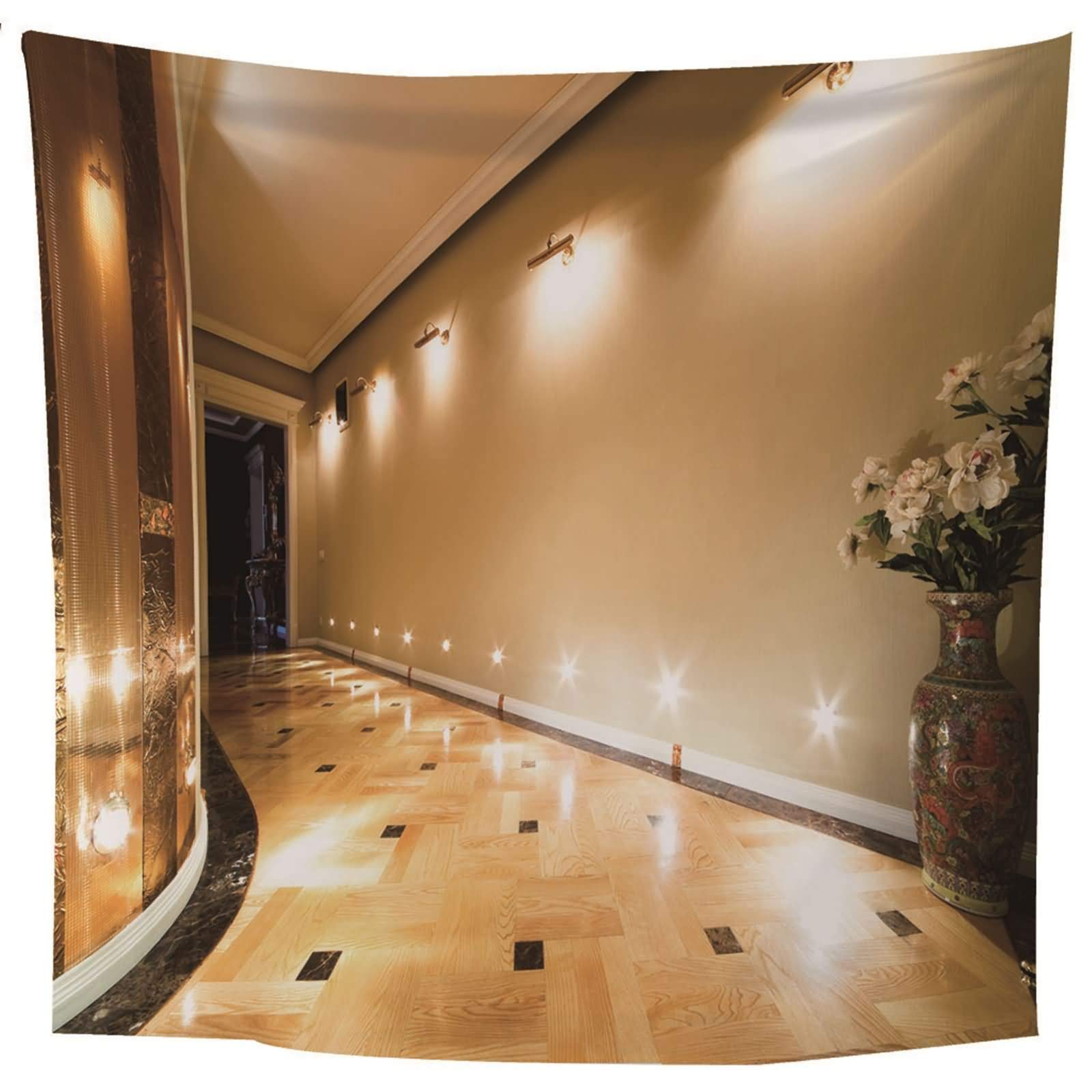 Tenture murale chambre et salon avec motif imprimé mode et lumières colorées