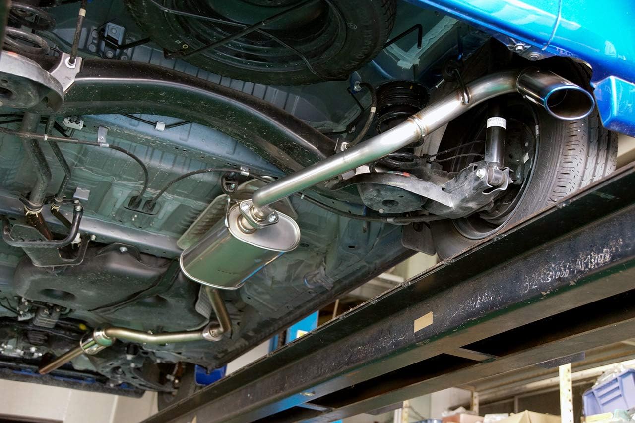 Spód view of a Honda N-VAN with the HKS Legal Muffler installed.