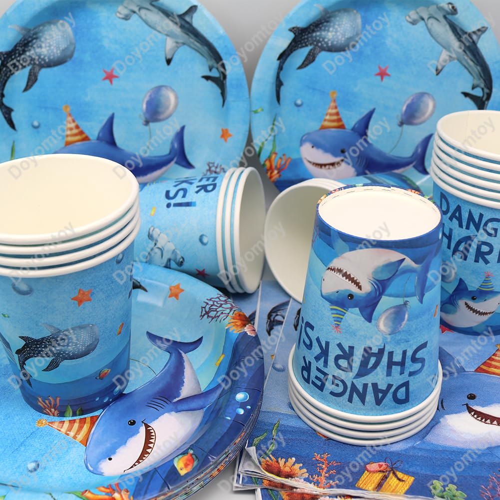 Stoviglie per Feste Squalo,Doyomtoy Animali Oceanici Compleanno Squali Decorazioni Ocean Sea Piatti di Compleanno, Tazze, Tovaglioli per Bambini Compleanno Favors 20 Ospiti