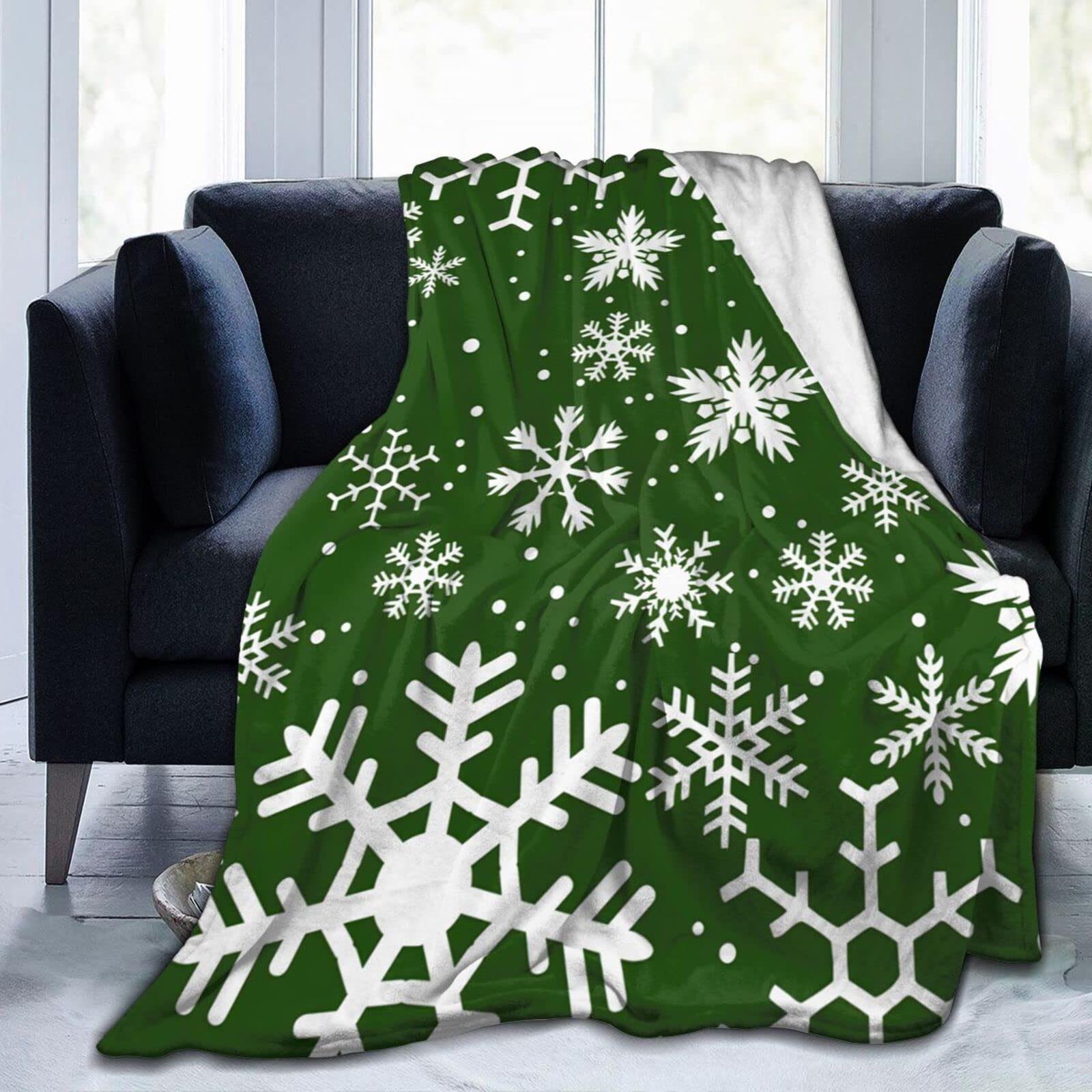 Lsjuee Christmas Snowflakes Throw Blanket Warm Cozy Blankets Lightweight Soft Cozy Flannel Winter Holiday Blanket for Sofa Couch Bed Office Xmas Gift 50"X40"