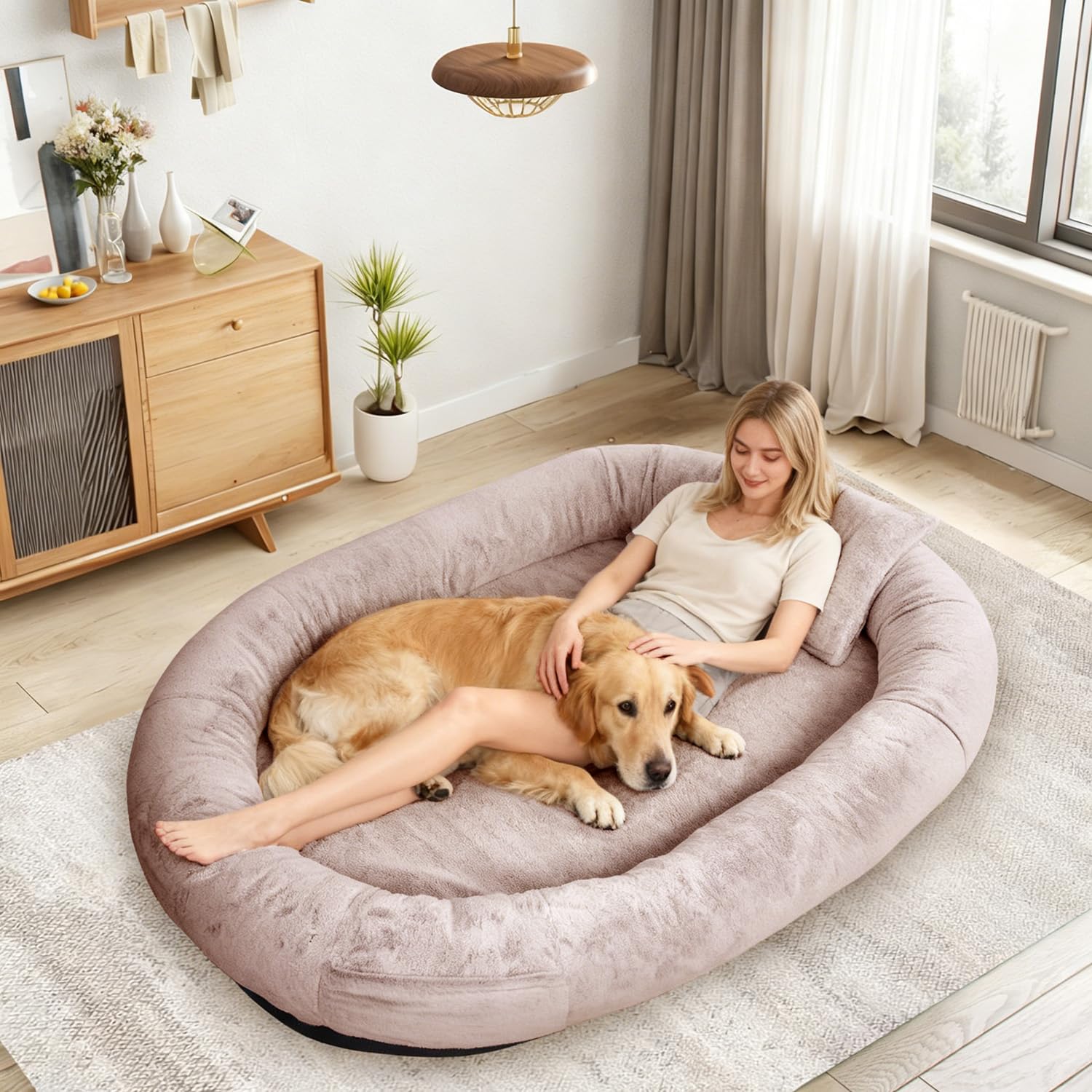 FURRYFECTION 180x114x35,6cm Menschlich Waschbar Kamel Hundebett | Geeignet für Erwachsene und Haustiere Kunstfellbezug mit Decke und Kissen komfortables Nickerchenbett