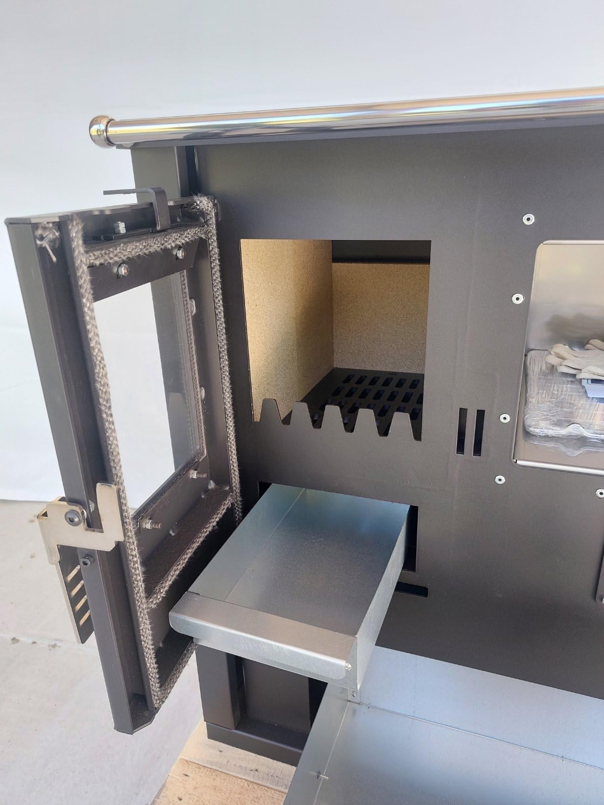 Kuchenka na drewno, piec kuchenny VERSO CS Plus Inox – piec kominkowy z piekarnikiem i płytą kuchenną, BImSchV poziom 2, piec na drewno, wolnostojący, klasa efektywności energetycznej A +, nowoczesna