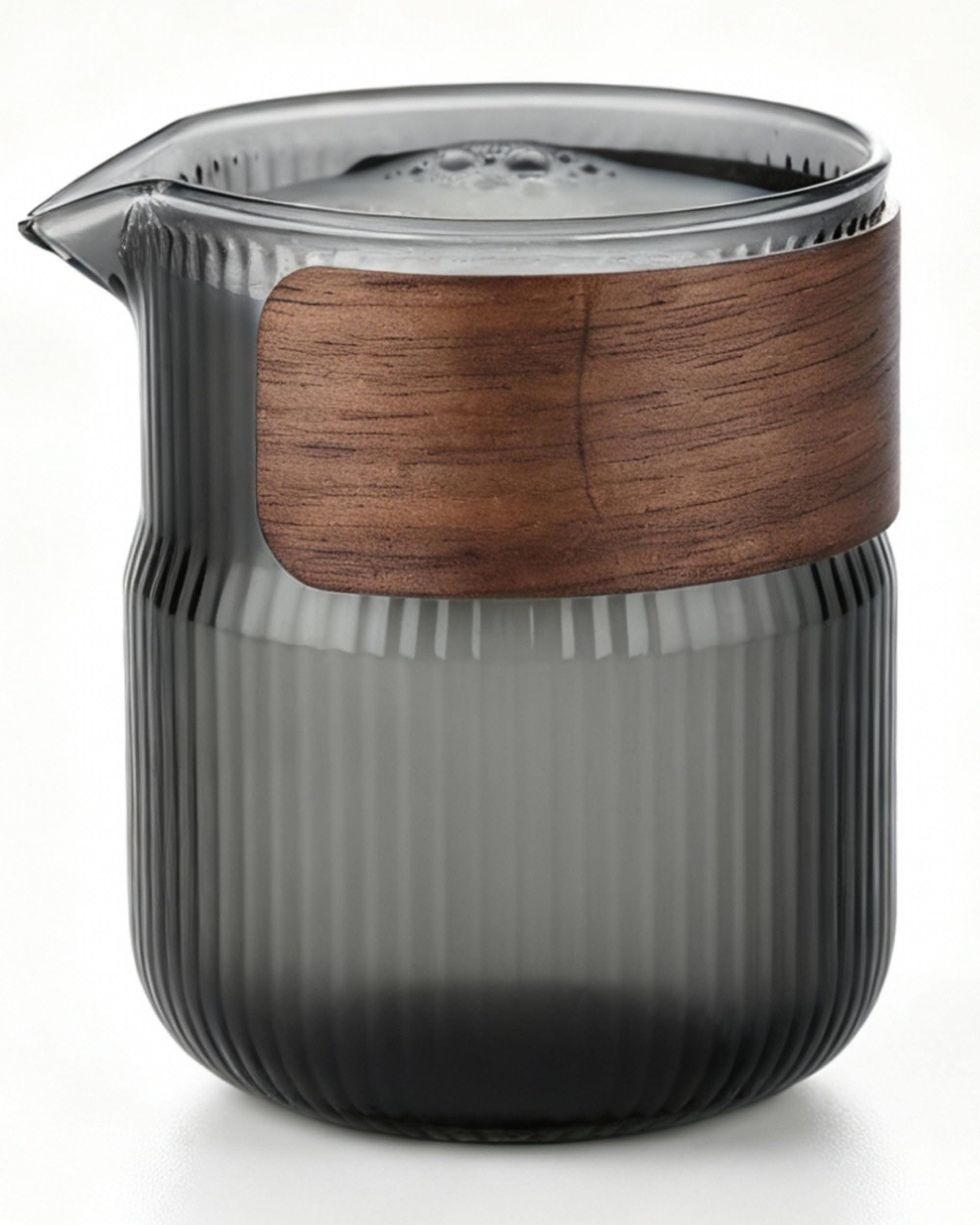 Holzwurm Milchkännchen klein 300ml - Glas Milchaufschäumer Kanne mit Walnussmantel, inspirierendes Design Milk Jug für Kaffee, Tee vieles mehr (Schwarz)