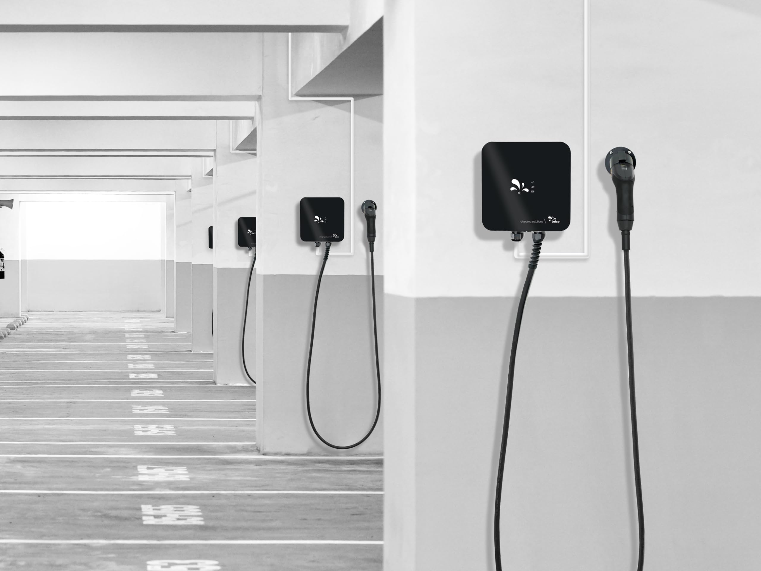 Juice Charger Me, Estacion de Carga Coche 11kW/22kW, Wallbox Compatible con Vehículos Eléctricos Tipo 2 con el Cable Carga Coche Electrico Tipo 2 Incluido, Fácil de Instalar, Activado por RFID