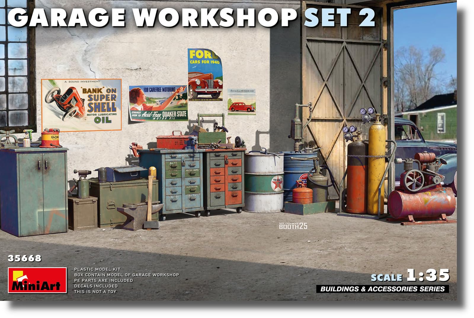 Miniart 1:35 - Garage Workshop Set #2