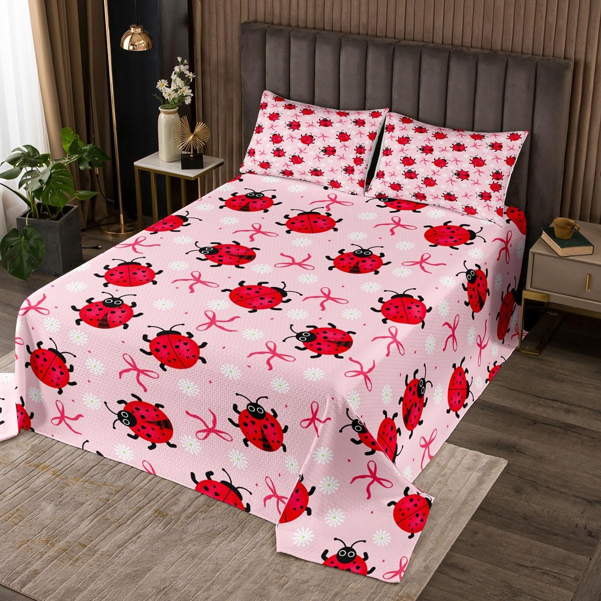 Red Ladybug Bedspread Queen Size,Daisy Flowers Bedding Sets 3Pcs for Kids Girls Boys Women Room Decor,Botanical Animals Comforter Set Cartoon Hippie Style Quilt Coverlet,2 Pillowcases