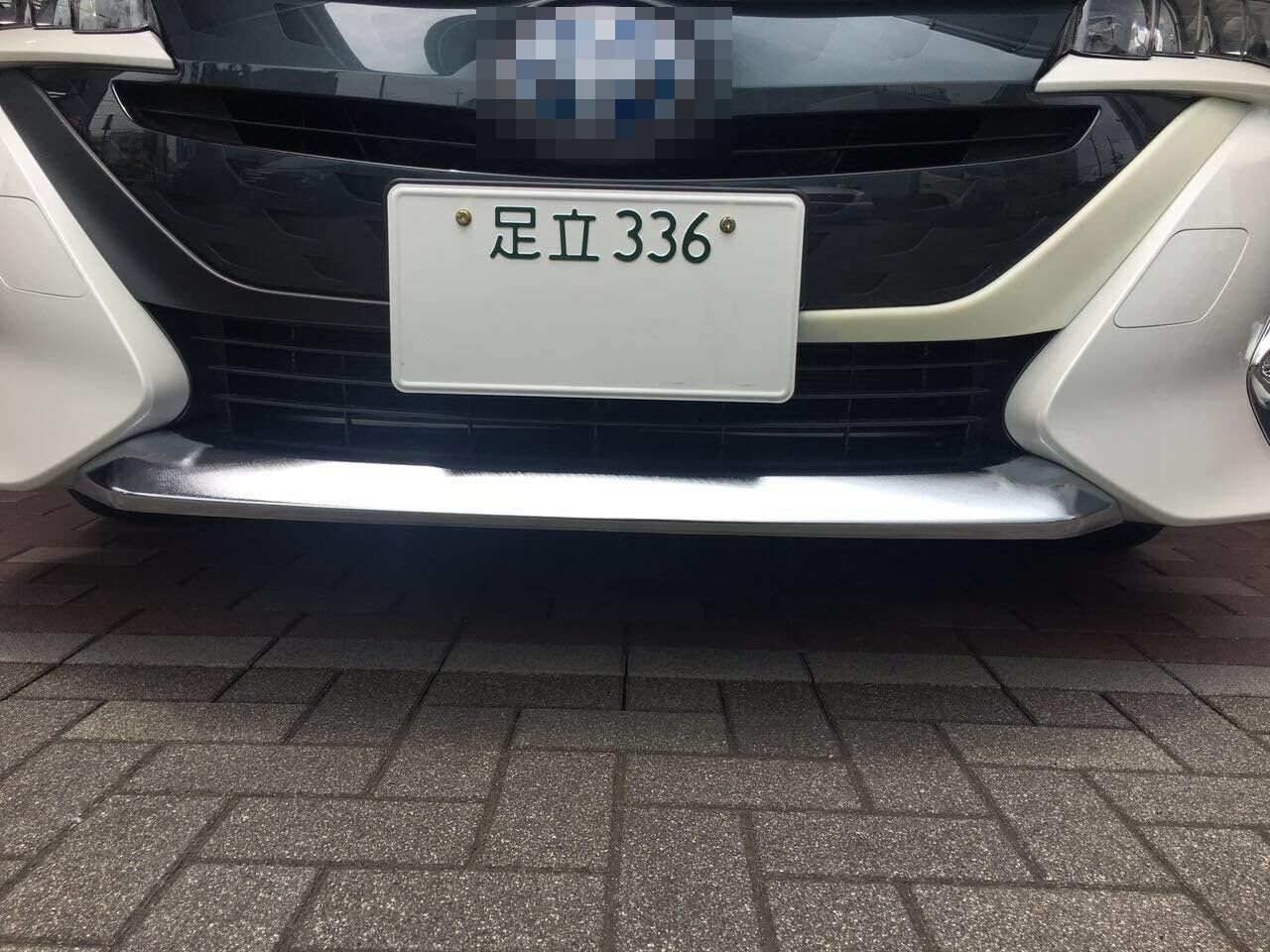 ②プリウスPHV 純正右フロントバンパー 右側 52112-47090 ②プリウスPHV 純正右フロントバンパー 右側 52112-47090 ②