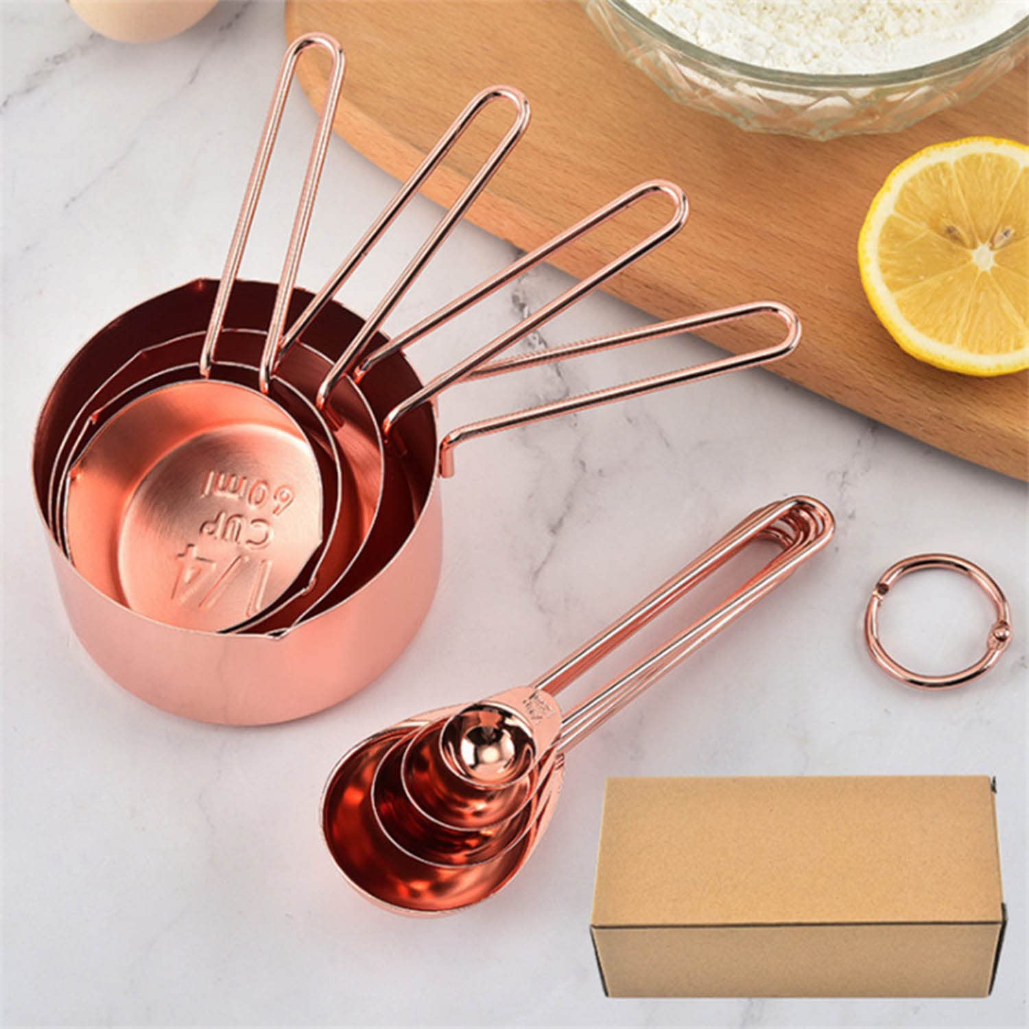Tasses à Mesurer et Cuillères à Mesurer Ensemble de 8 Pièces Outils de Cuisson en Acier Inoxydable Facile à Lire Gadgets de Cuisine Suspendus Ustensiles