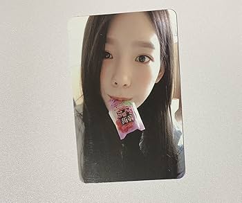 Amazon.co.jp: 少女時代 テヨン Holiday Night トレカ TAEYEON SNSD