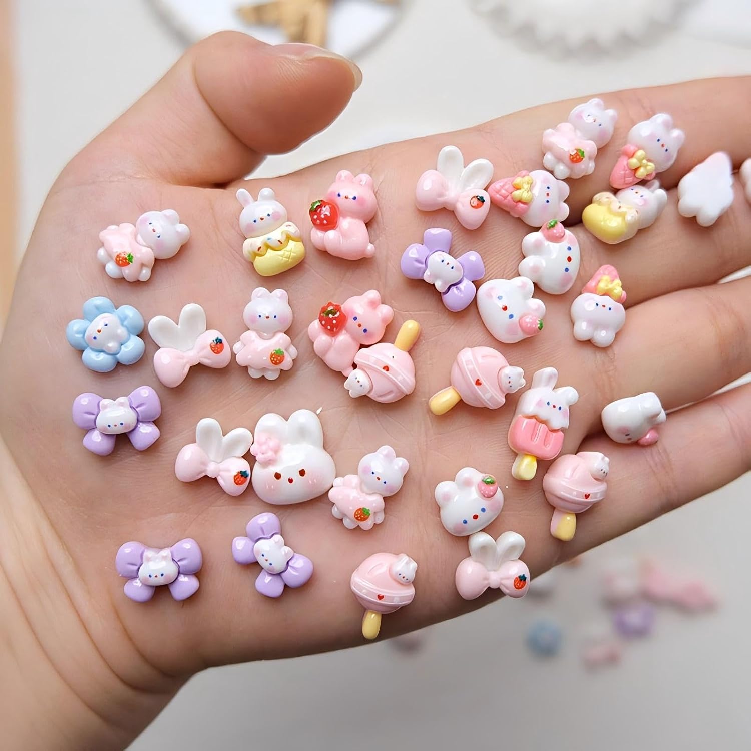 Dedyel 3D Kawaii Nail Art Charm Set Cute Cartoon Bunny Nail Accessories for Women's DIY Nail Decoration