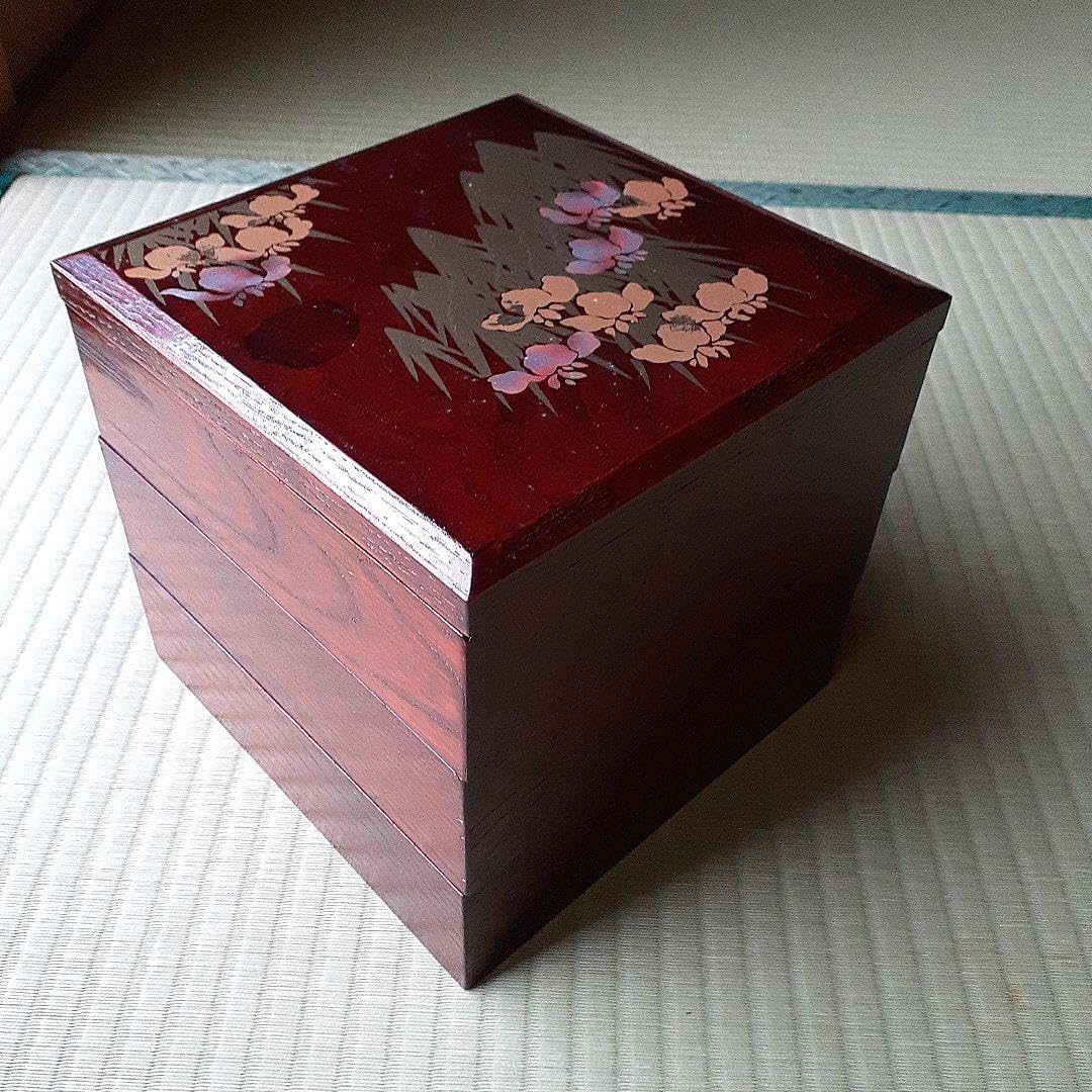 八雲塗　八雲塗重箱 3段 伝統工芸品 Amazon.co.jp: 伝統工芸八雲塗 三段重箱 : ホーム＆キッチン
