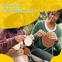 Vista 6 de UzecPk Kit de ganchillo para principiantes, kit de ganchillo, 4 piezas de posavasos de ganchillo con hilo de ganchillo, gancho de ganchillo, video