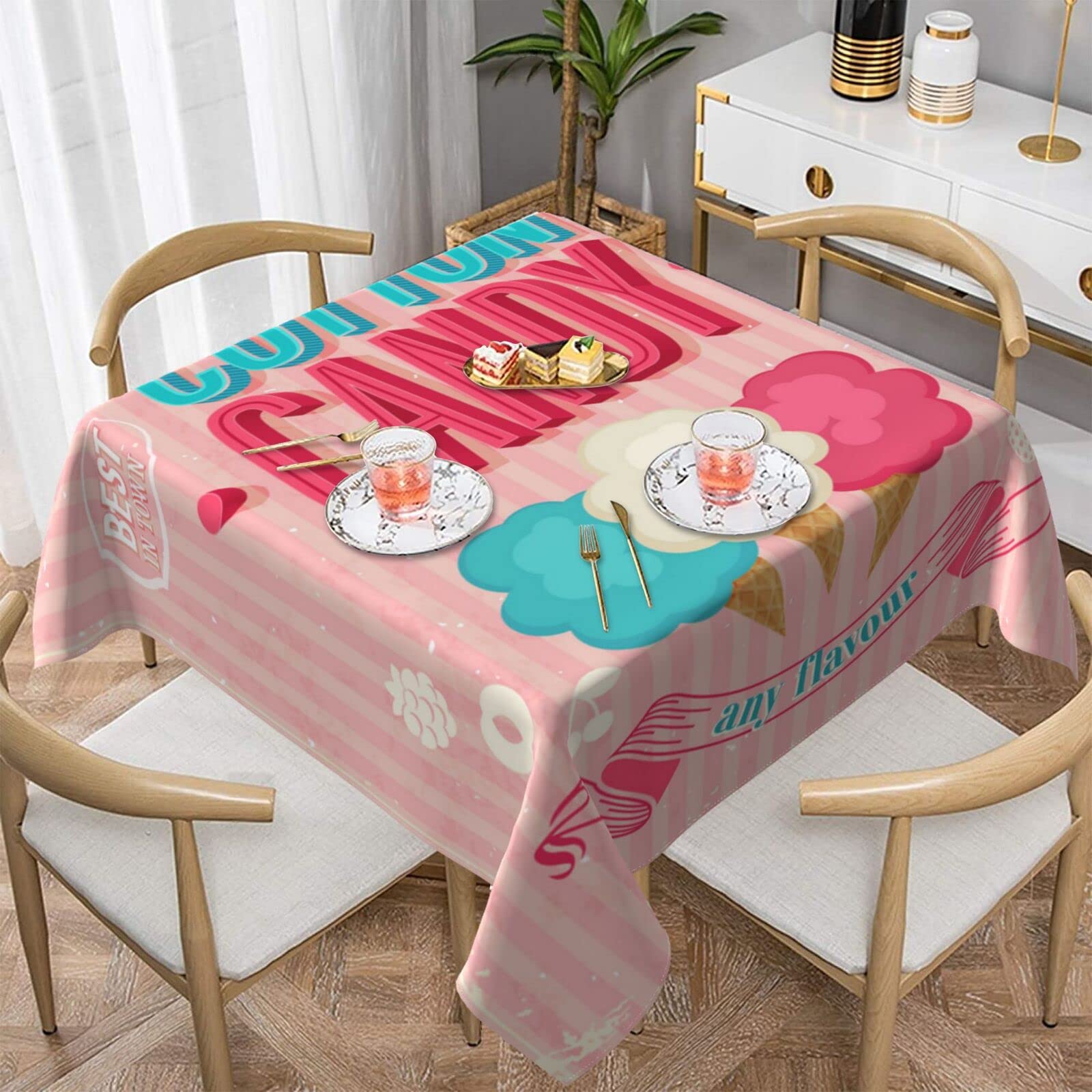 Nappe carrée pour table de cuisine lors de vos repas en famille