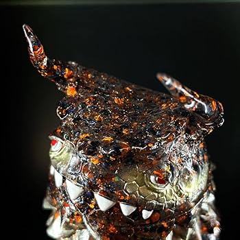Amazon.co.jp: 正規品Kaiju Artist DAN POGOLA ポゴラ