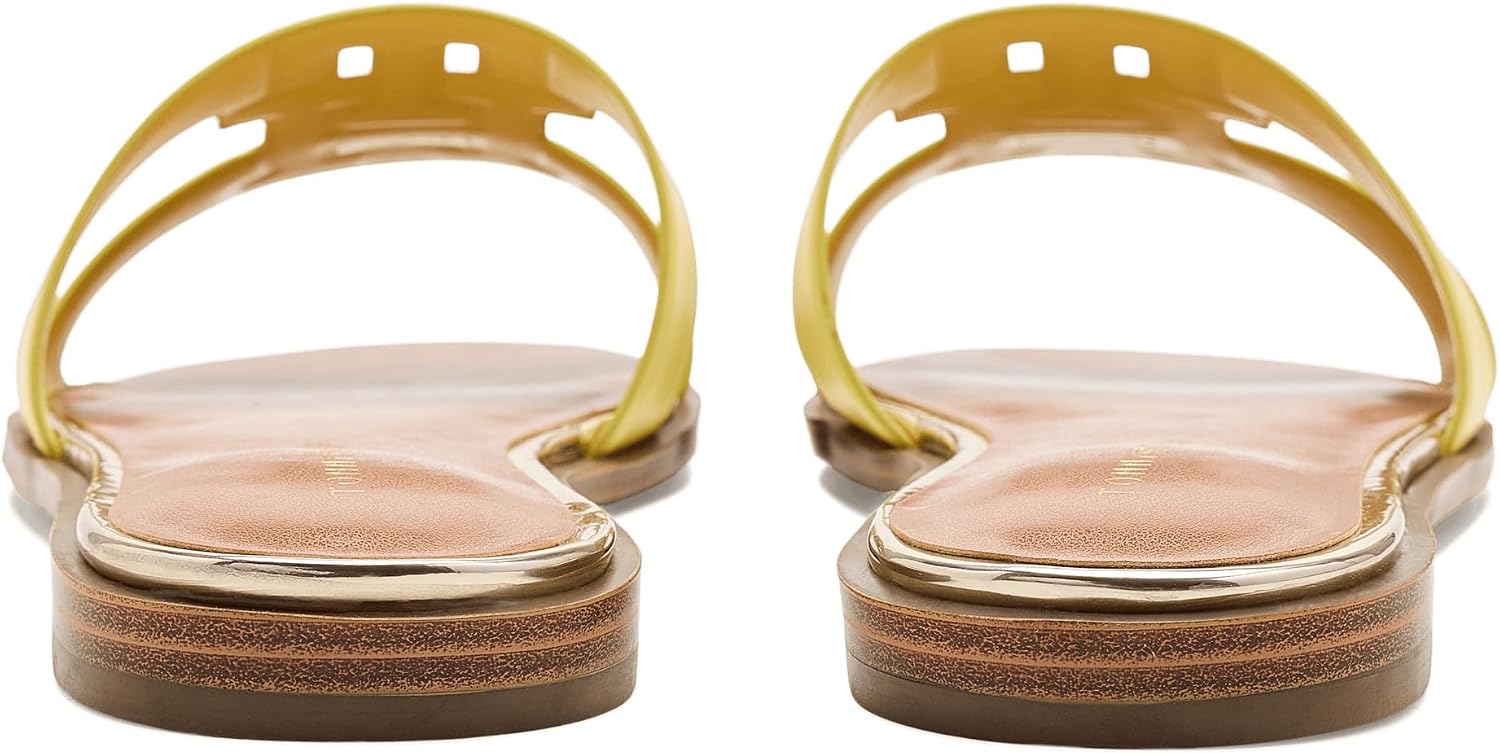 Tommy Hilfiger Women's Terenz Flat Sandal