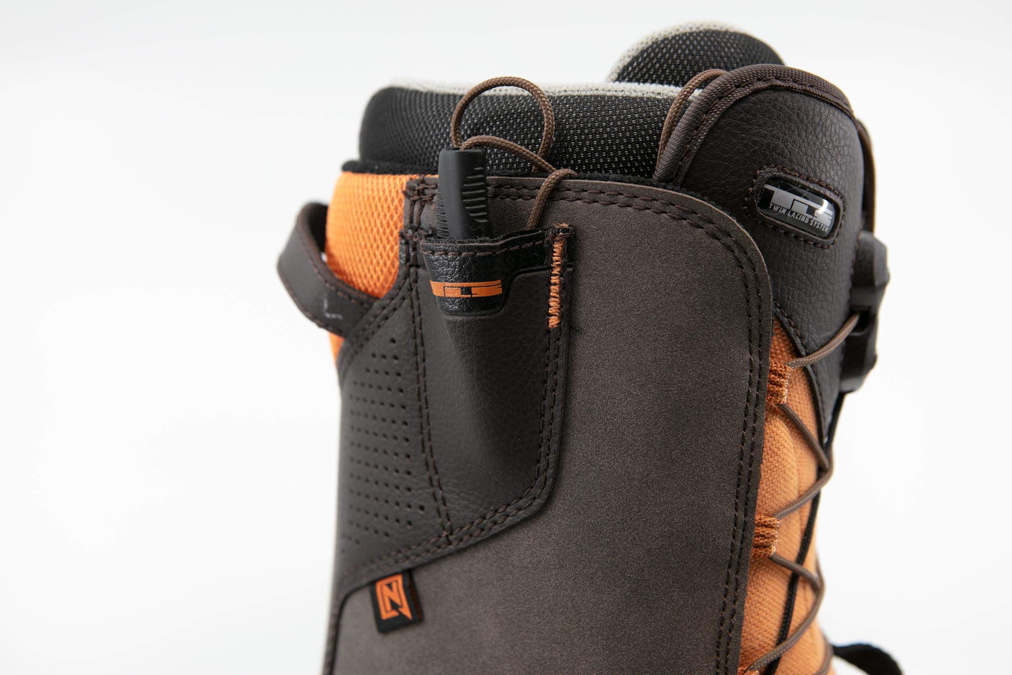Nitro Snowboards Thunder TLS '19-Scarponi da Snowboard, Leggeri con Sistema di Allacciatura Rapida, Allround Freestyle Freeride Softboot Warm, Stivali Uomo