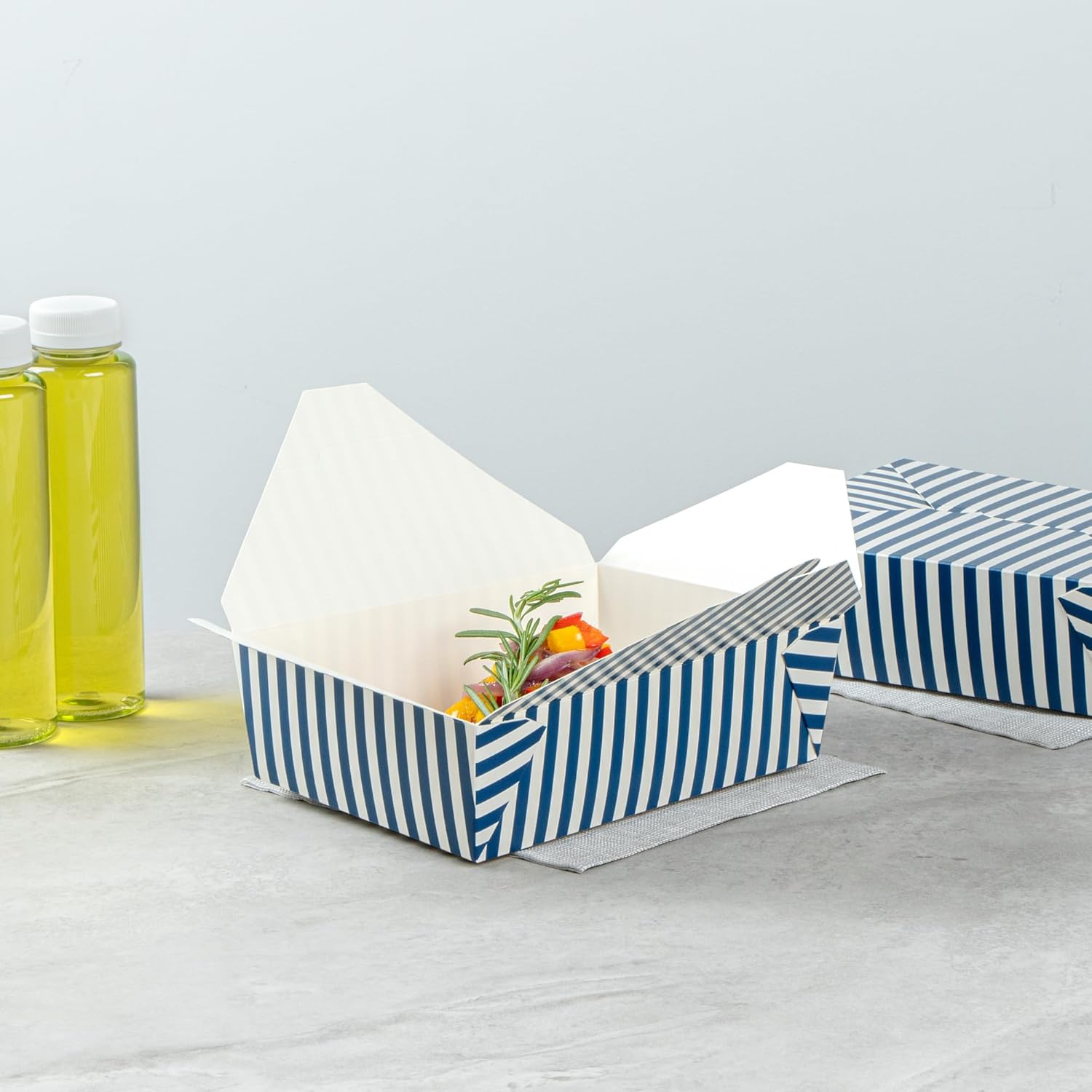 Restaurantware Paper Take Out Box 50 Count 8.5 x 6.2 x 2.6 Inches 71 oz Leakproof Blue and White StripeFood Container with Secure Lid, Grease-Resistant Rectangular for Large Capacity Food Storage