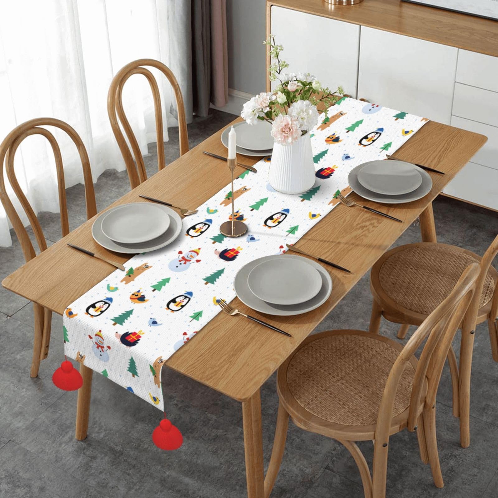 Chemin de table antidérapant avec pompons pour décoration Noël