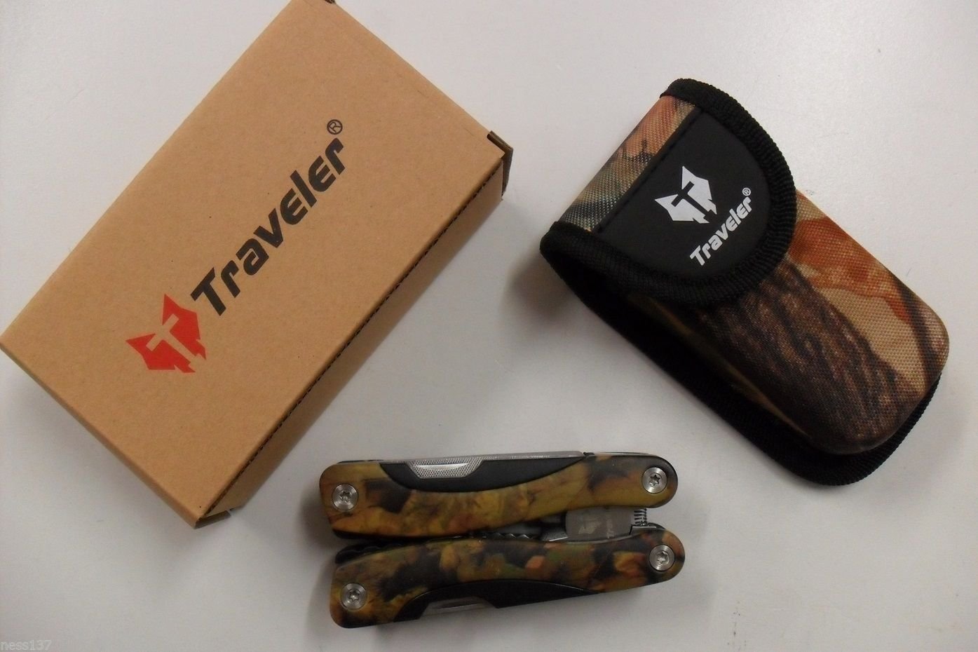 Pince multifonction outdoor TRAVELER l'outil en acier indispensable pour le camping et le bivouac