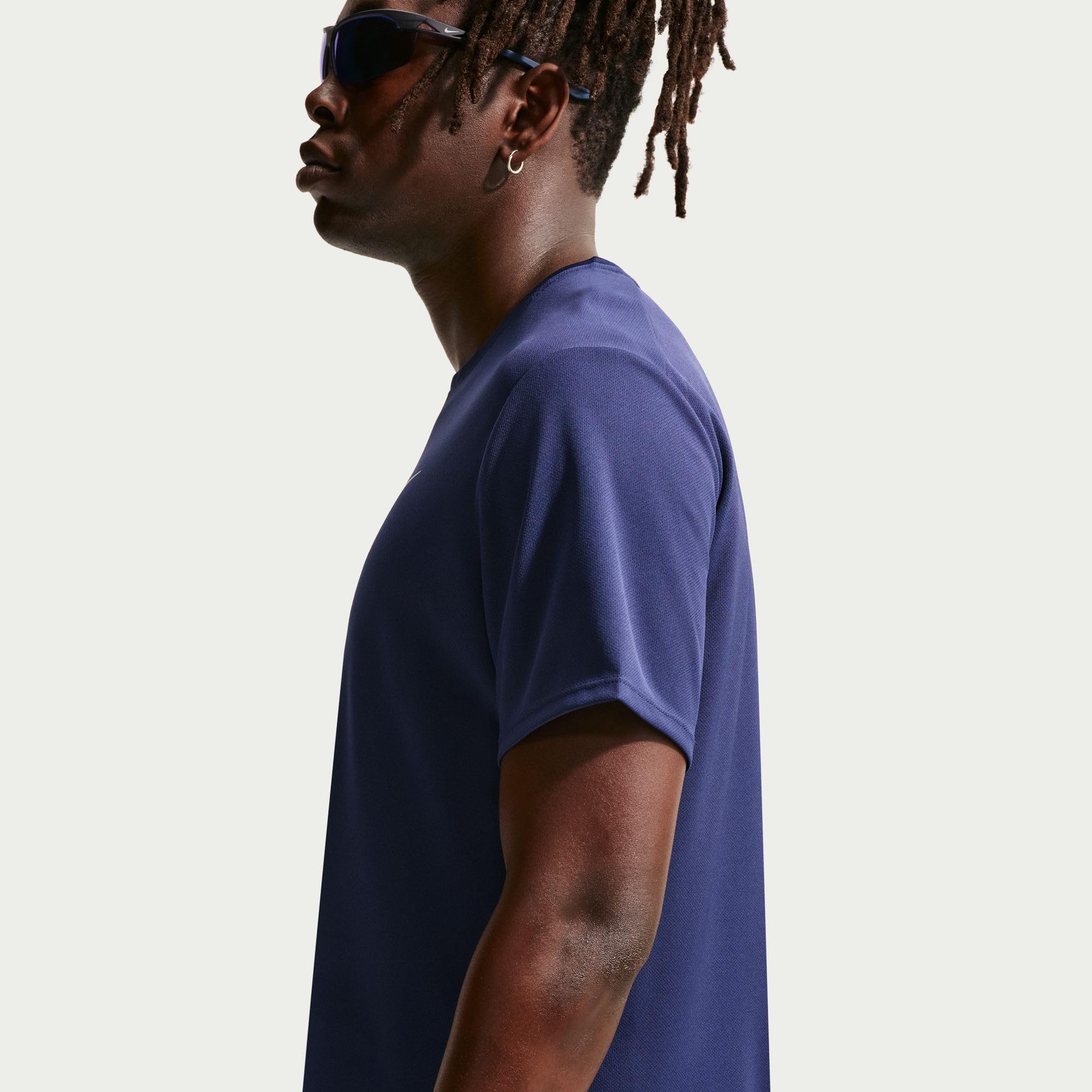Nike Miler Dri-FIT UV Kurzarm-Laufoberteil für Herren, DV9315