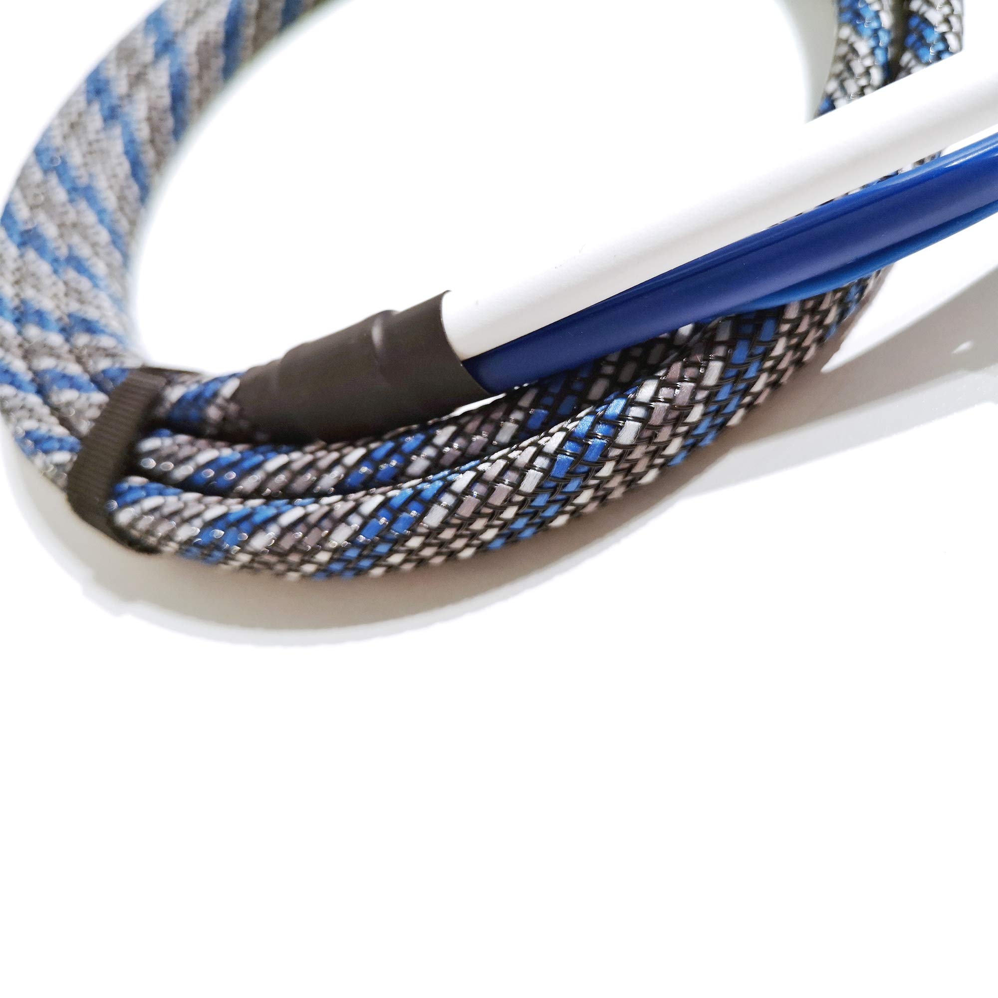 Cavo audio RCA Blue Edition da 1,5 m con cavo di massa lungo 1,6 m per giradischi Estate Cable Sinus Control cavo audio in tubo intrecciato – SC81-K3-V-Blue-0150