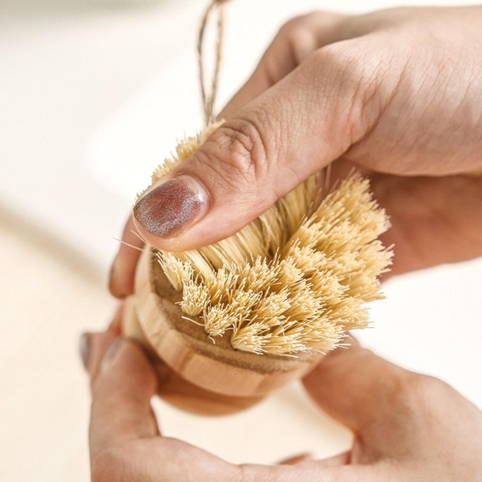 1/2 Cepillo de bambú para Fregar Platos, Limpiador de óxido, Cepillo Redondo para Lavar Platos, Cepillo de Red, Herramientas prácticas de Limpieza para el hogar (1 Fibra de sisal)
