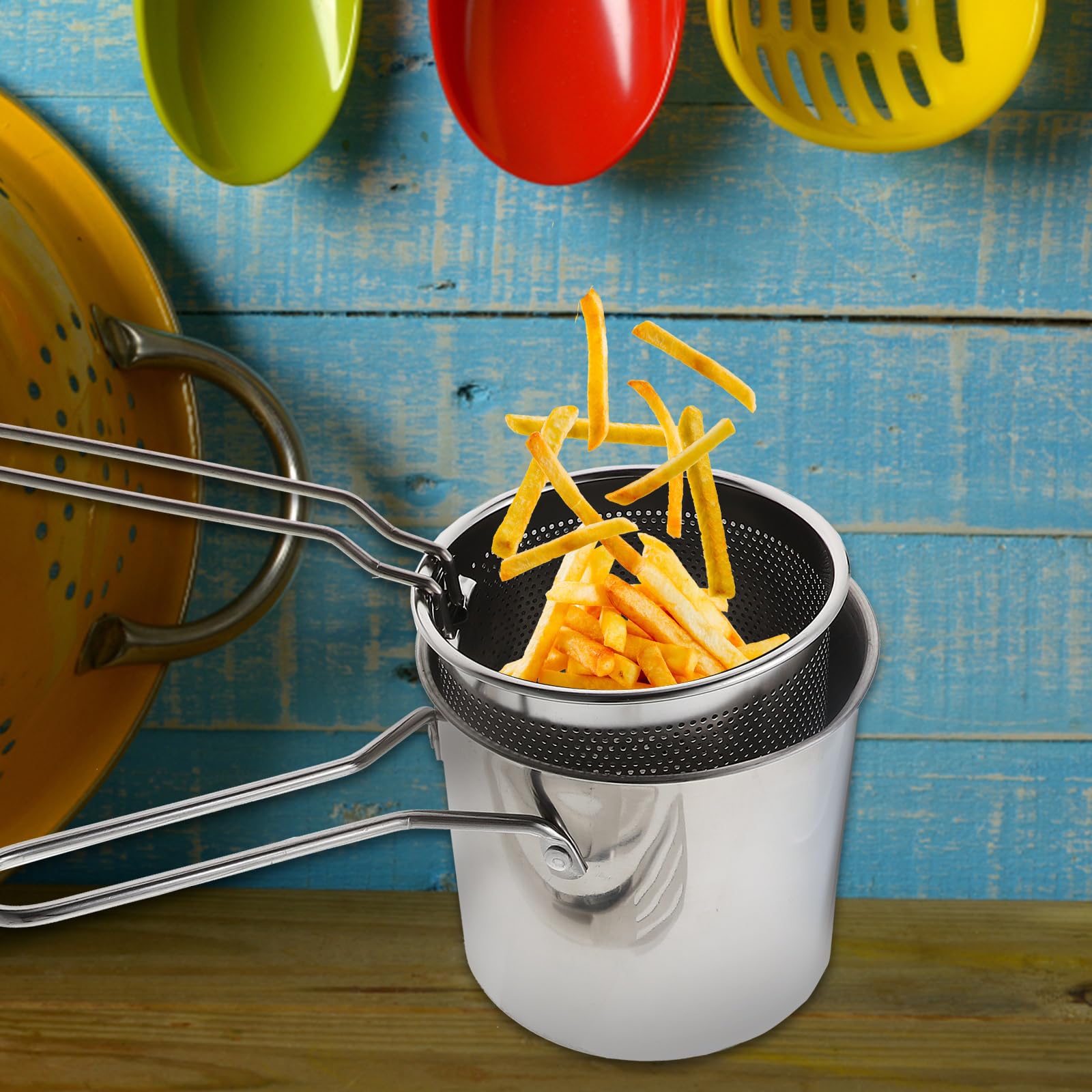 Zerodeko 1 Set Stainless Steel Fryer Deep Fryer with Basket Stainless Steel Cooking Utensils Mini Airfryer Deep Fry Pot Deep Fryer Pan Pot with Basket Deep Pot Japanese-style Small Milk Pot