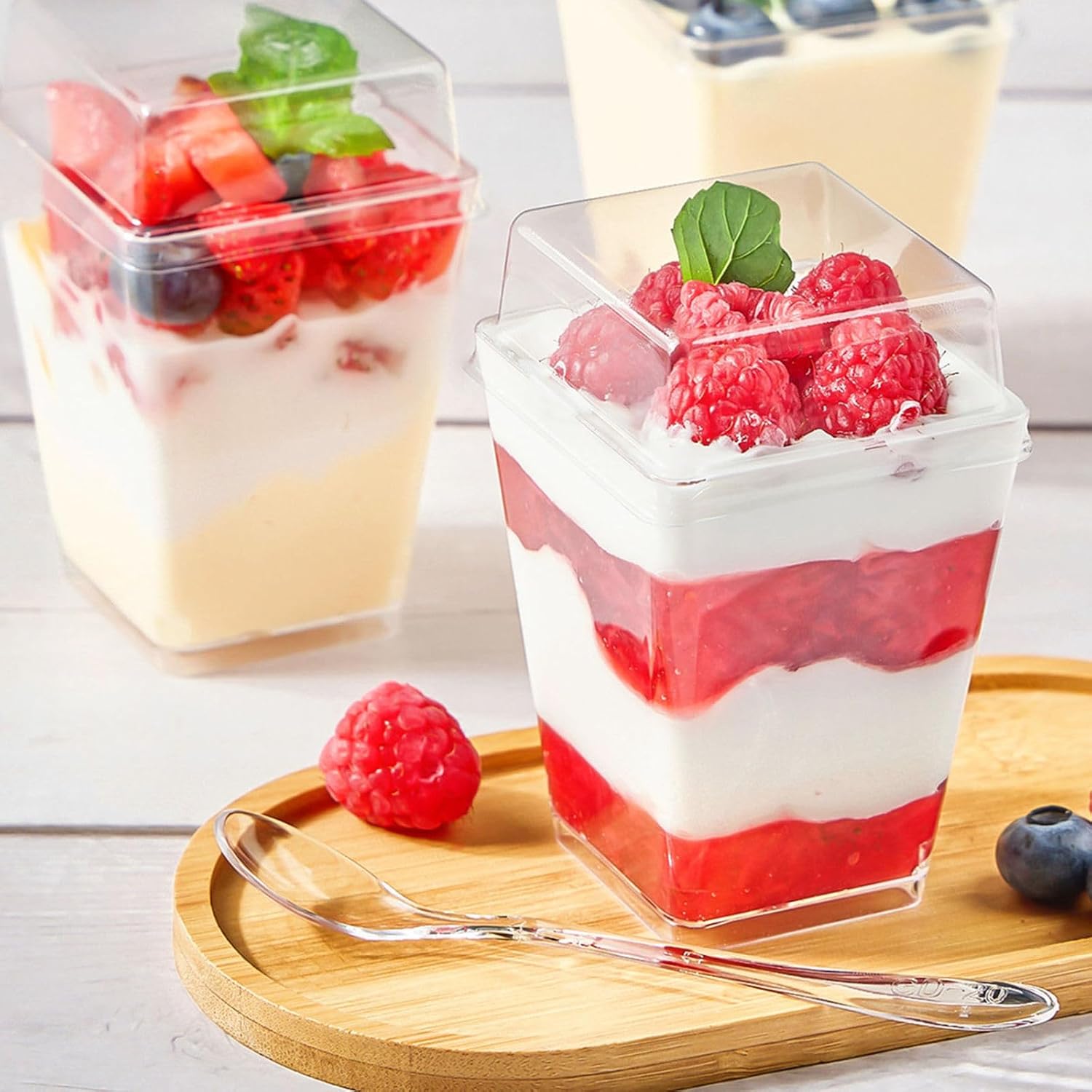 TOFLEN 50 Pack 5 oz Plastic Dessert Cups with High Lids for Party