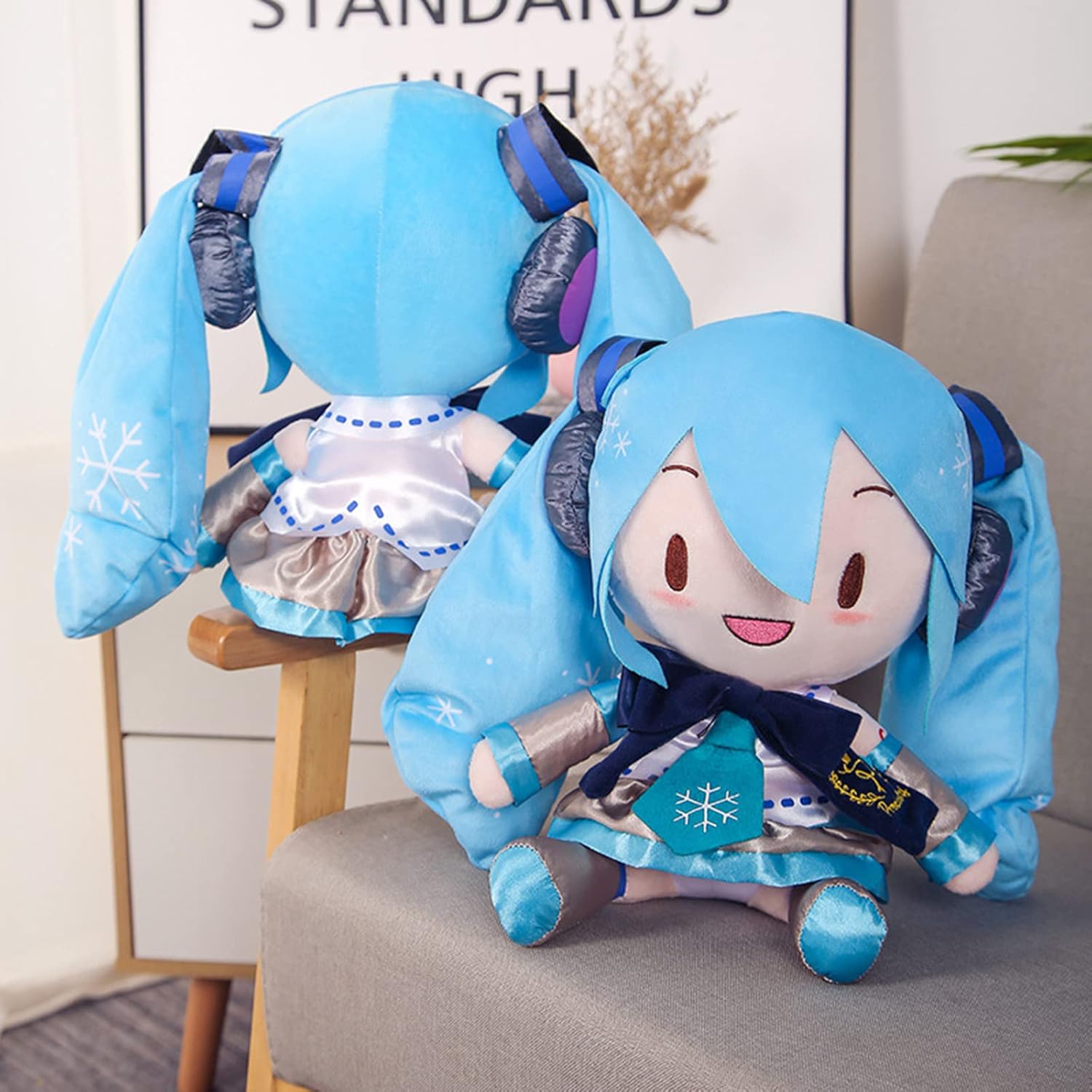 Cute Plush Toy Stuffeds Soft Doll Friends Birthday Party or Party Gift Collectibles