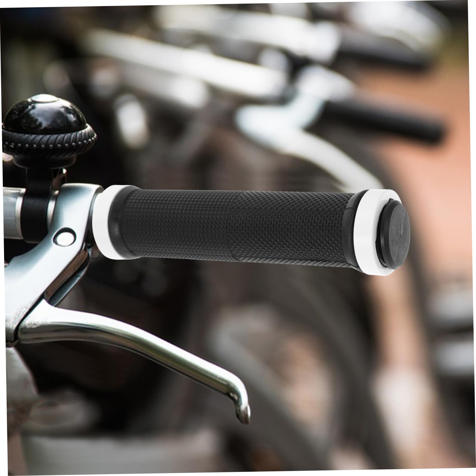 ibasenice Poignées De Guidon Vélo Antidérapantes Caoutchouc pour Vélos De Montagne Installation Facile Ergonomiques Et Durables Protection Optimale La Fatigue