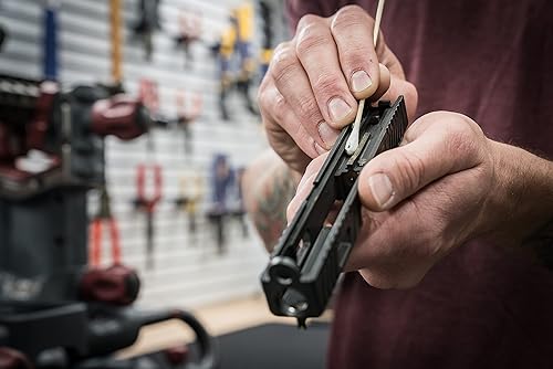 Miniatura 6 de Tipton Power Swabs calibre .22, 250 unidades con construcción de algodón y mango de bambú para limpieza de armas de fuego sin desorden