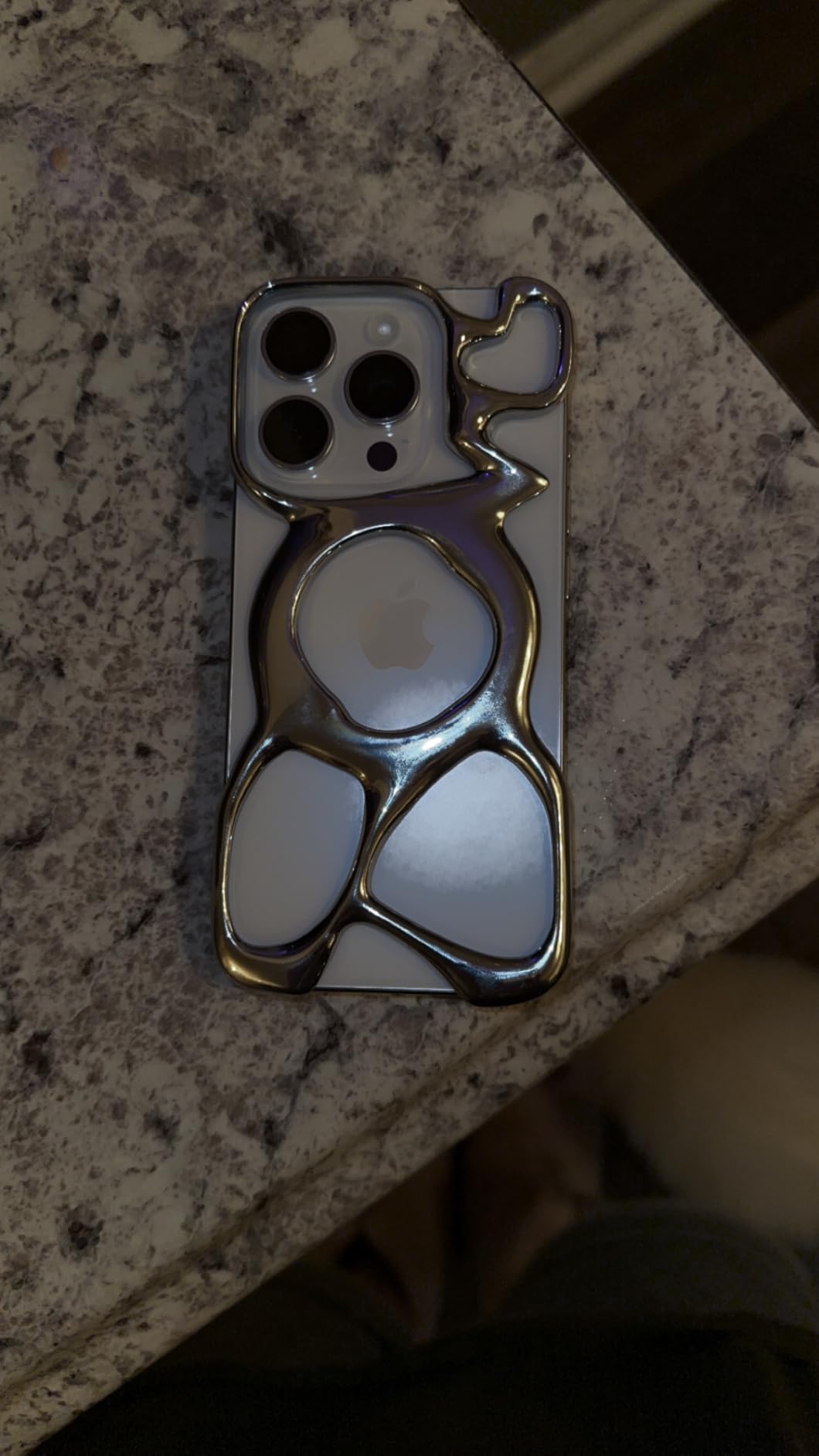 Hollow Electroplated Silver Magnetic Phone Case Compatible with Iphone Apple 16/15/14/13/12 Series photo review