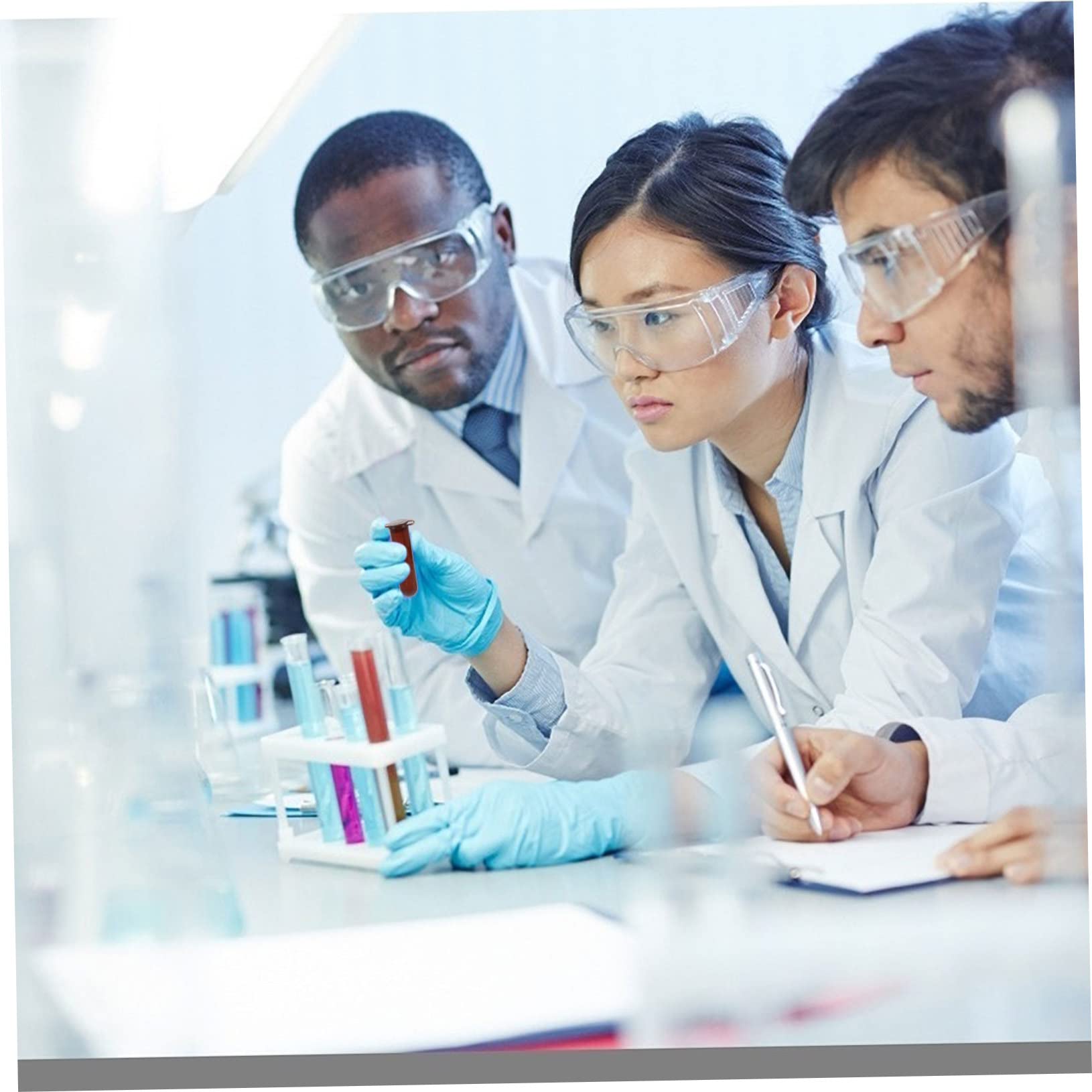 Provette Centrifuga 5ml Marroni Graduate in Plastica 300 Pezzi | Fondo Rotondo Coperchio Integrato, Scala Graduata per Uso Biologico e Laboratorio